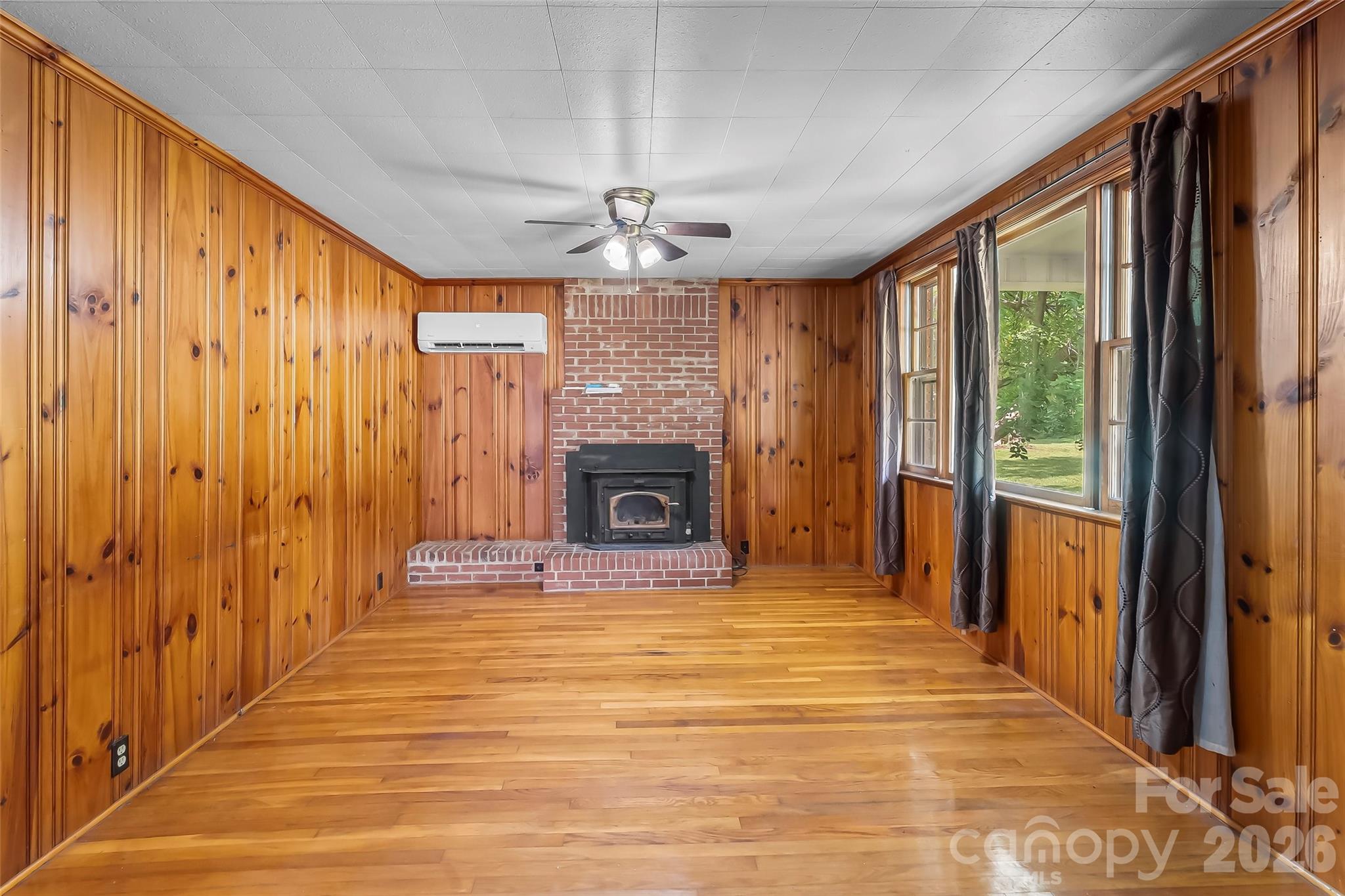 194 Virginia Drive — Marion