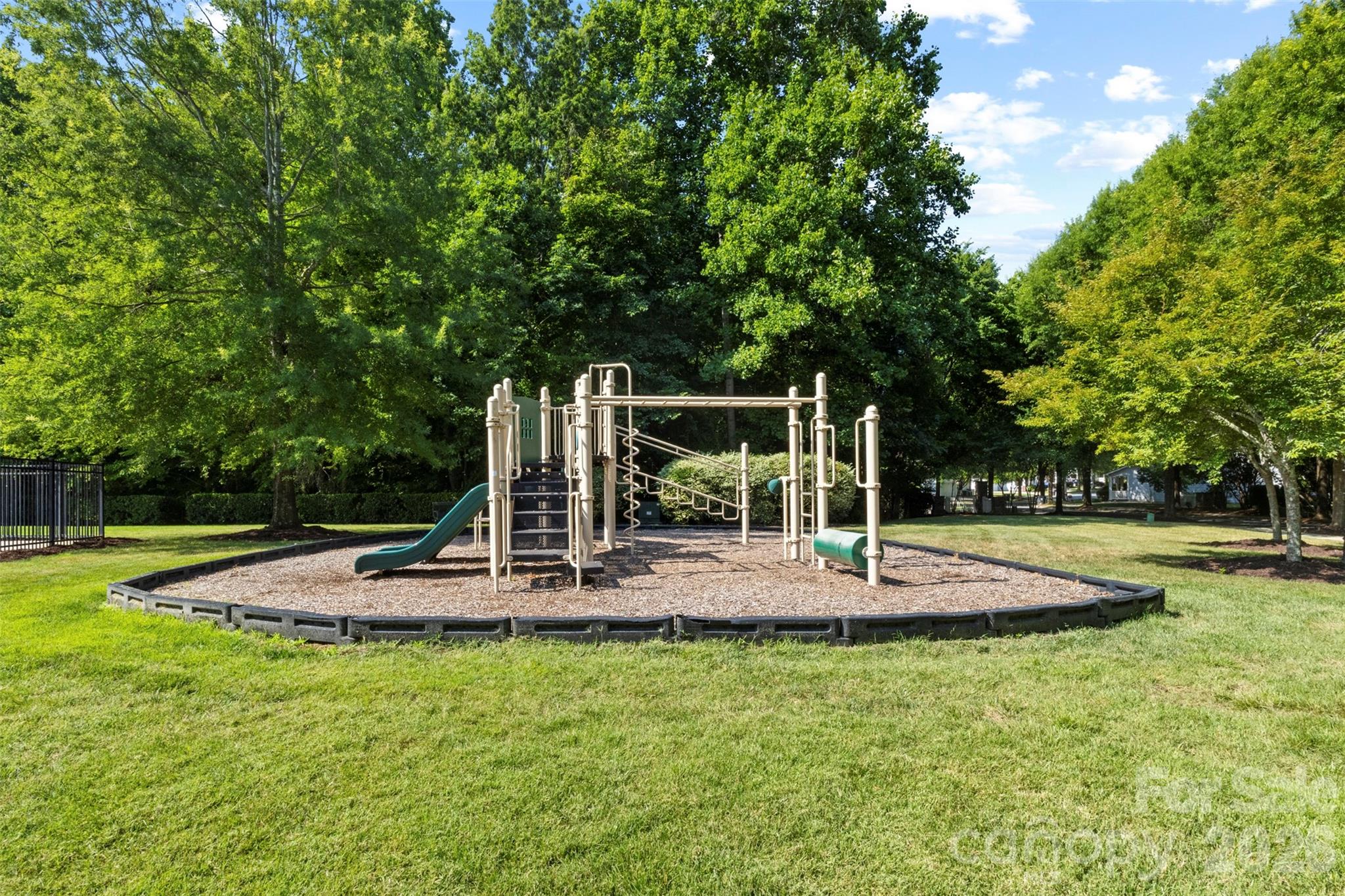 13406 Centennial Commons Parkway — Huntersville