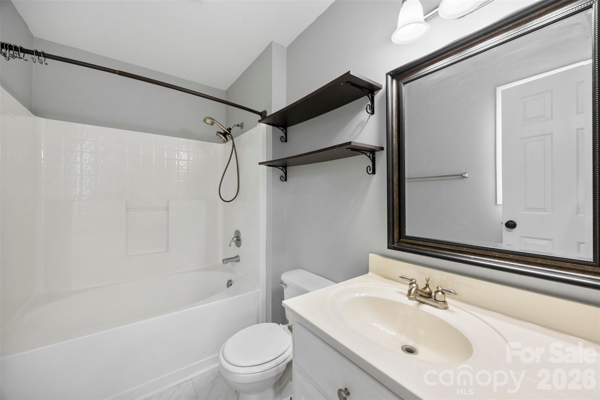 118 Alexandra Drive — Shelby