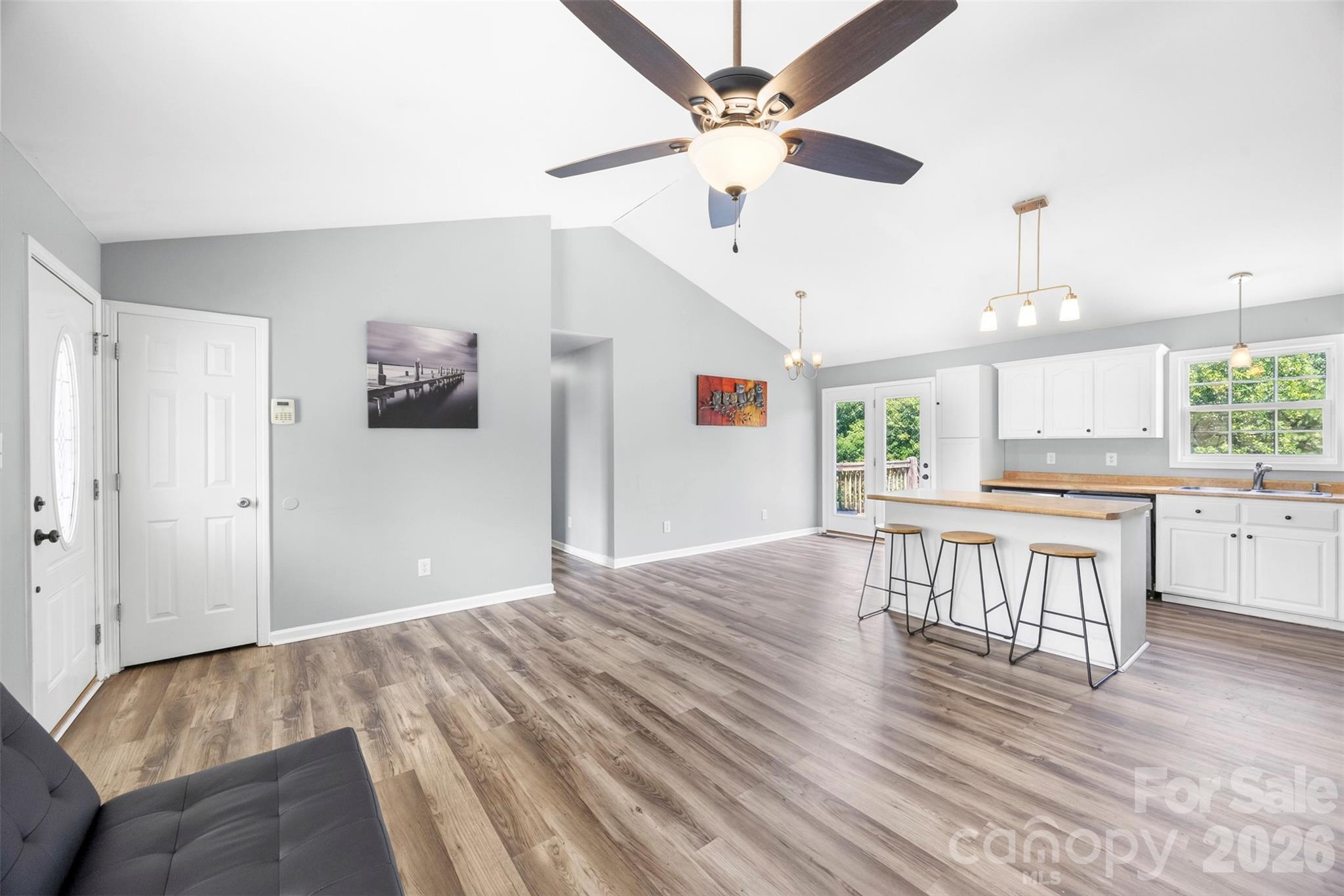 118 Alexandra Drive — Shelby