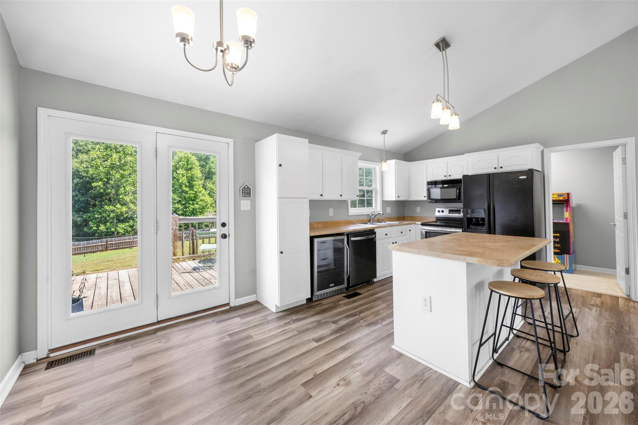 118 Alexandra Drive — Shelby