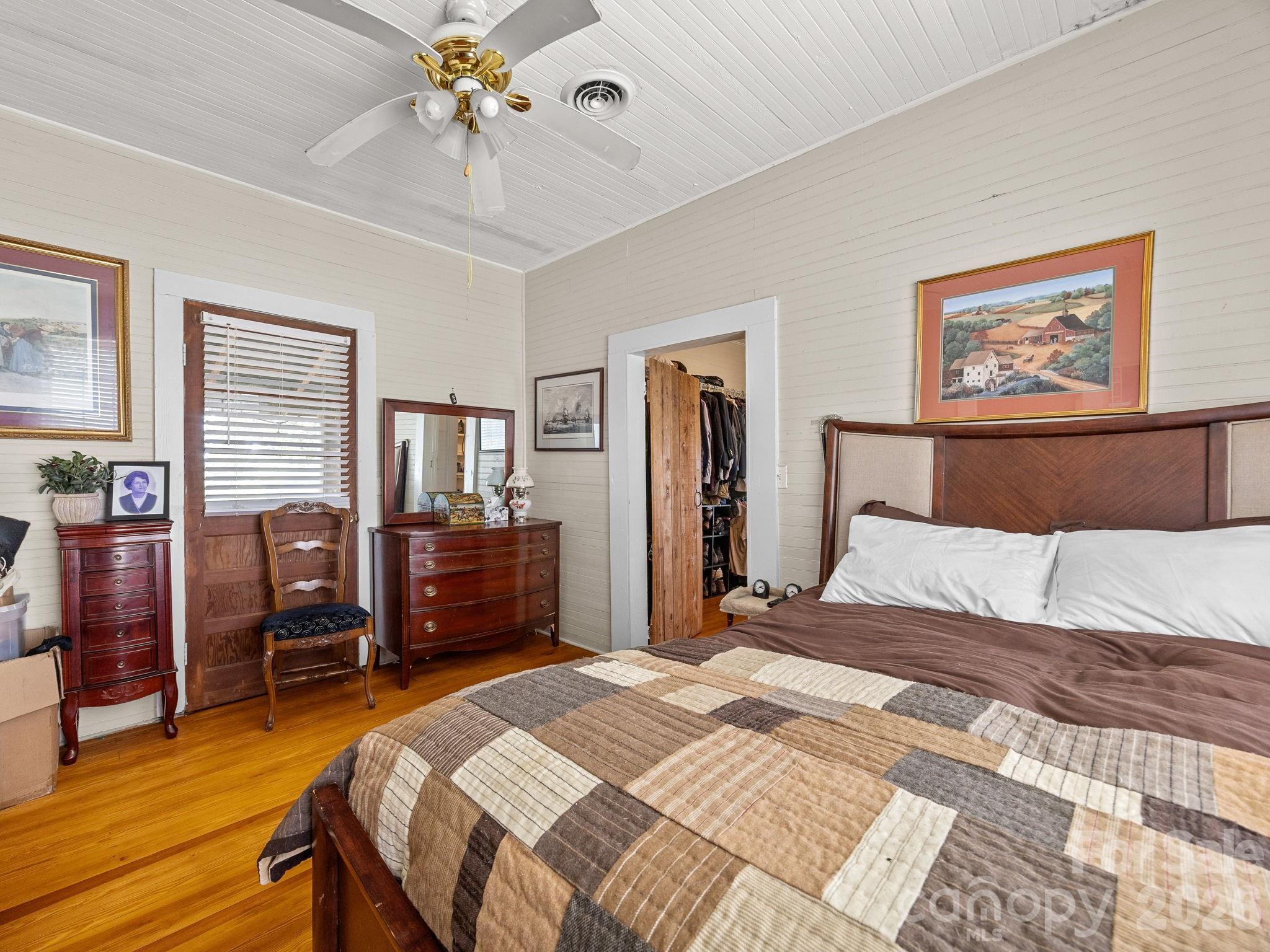 232 Blue Mountain Lane — Tryon