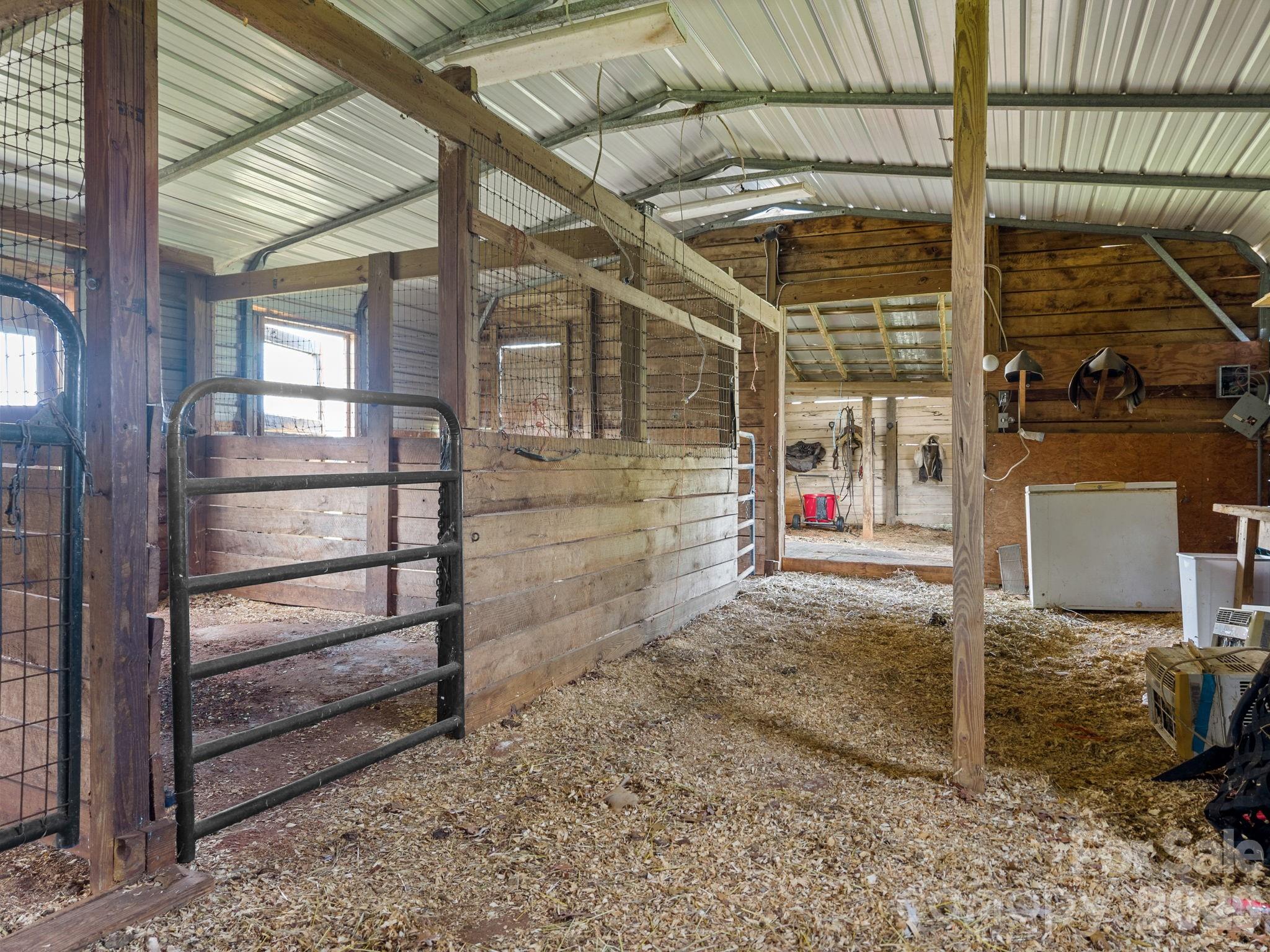 232 Blue Mountain Lane — Tryon