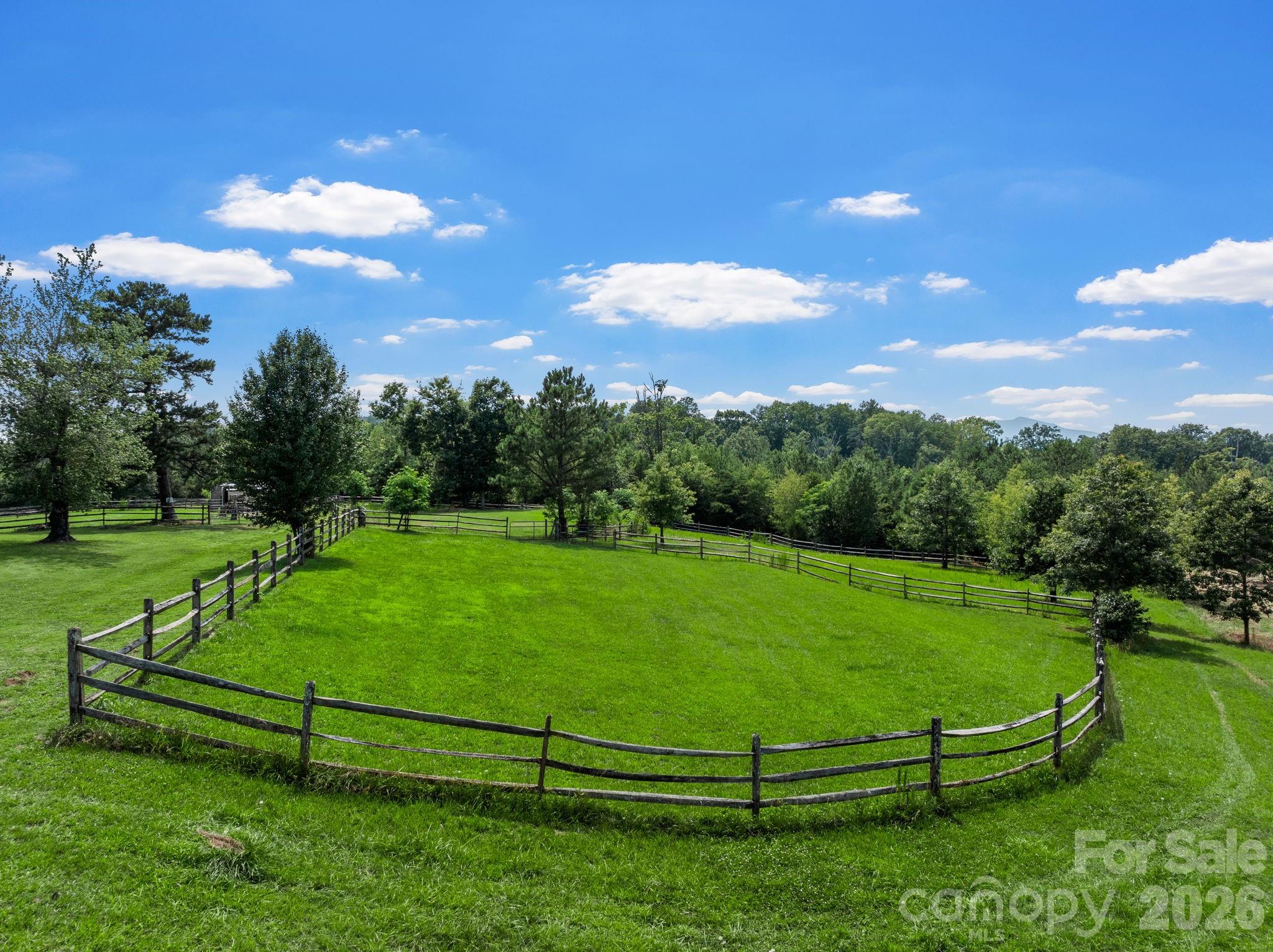 232 Blue Mountain Lane — Tryon