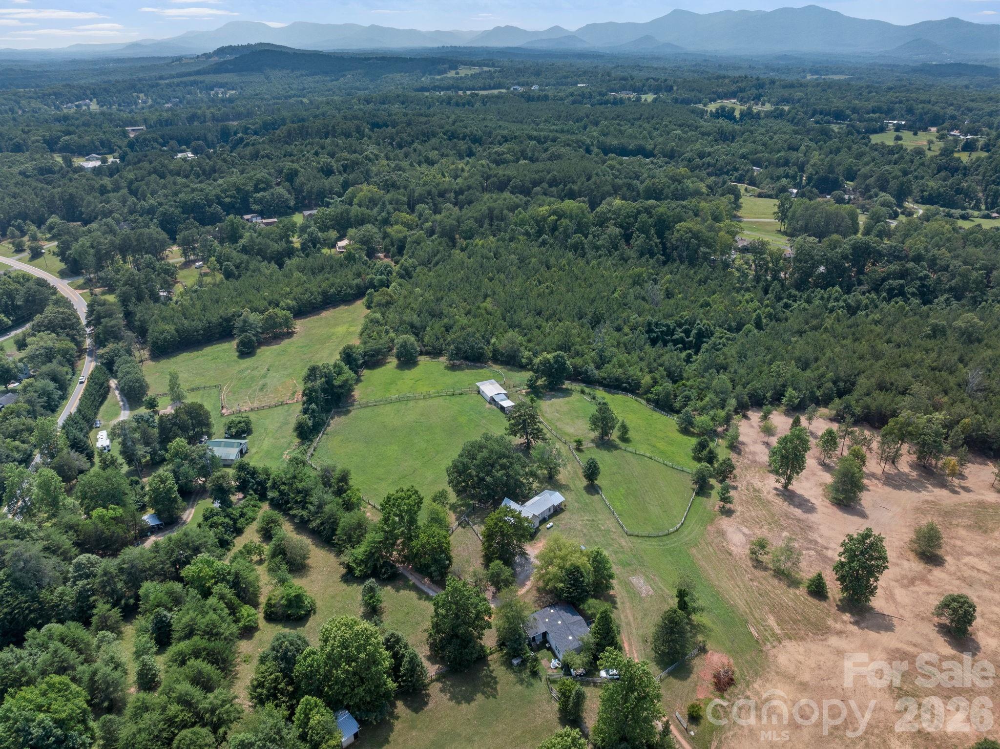 232 Blue Mountain Lane — Tryon