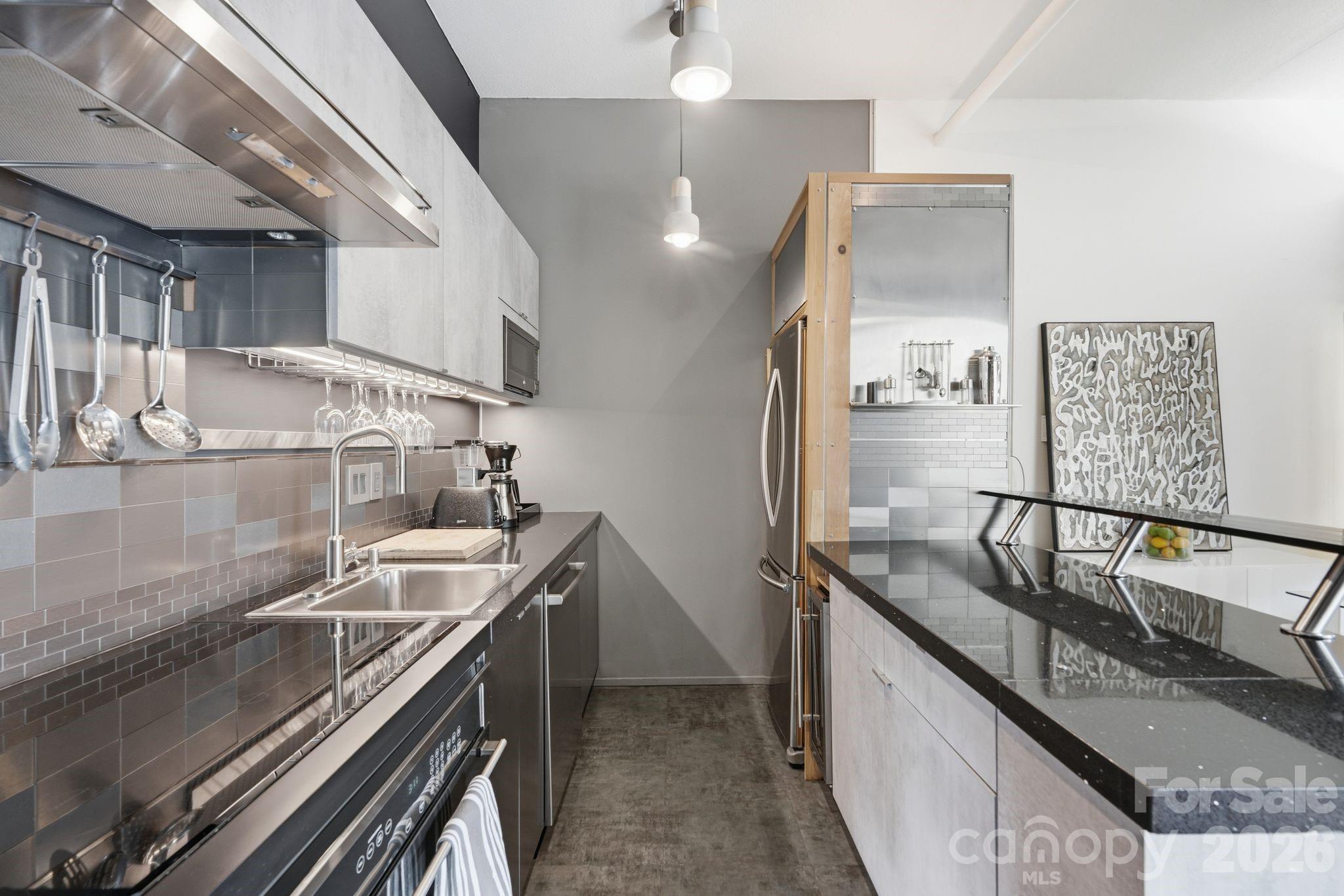 715 N Church Street #214 — Charlotte