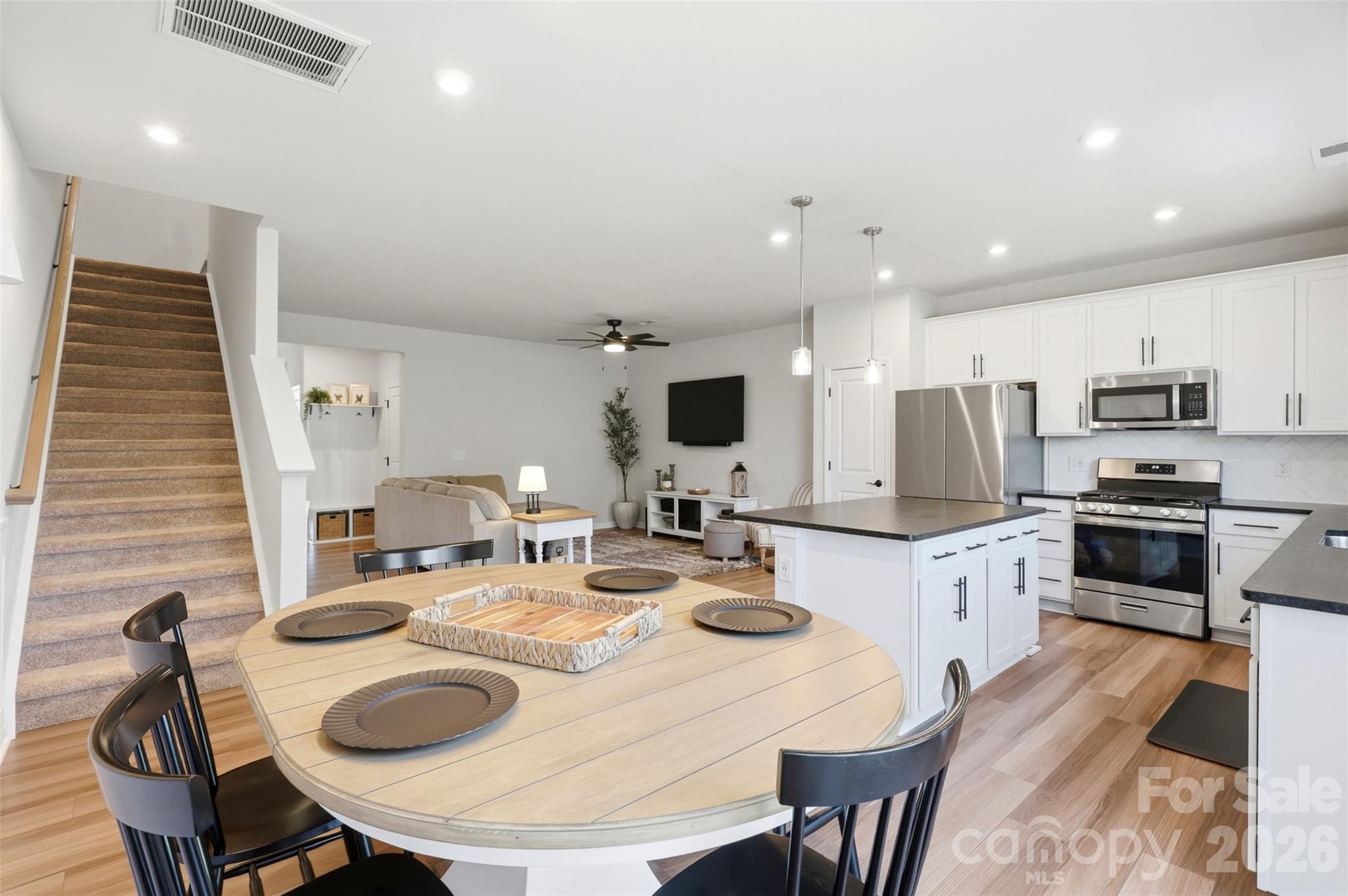 2037 Howell Creek Way — Charlotte