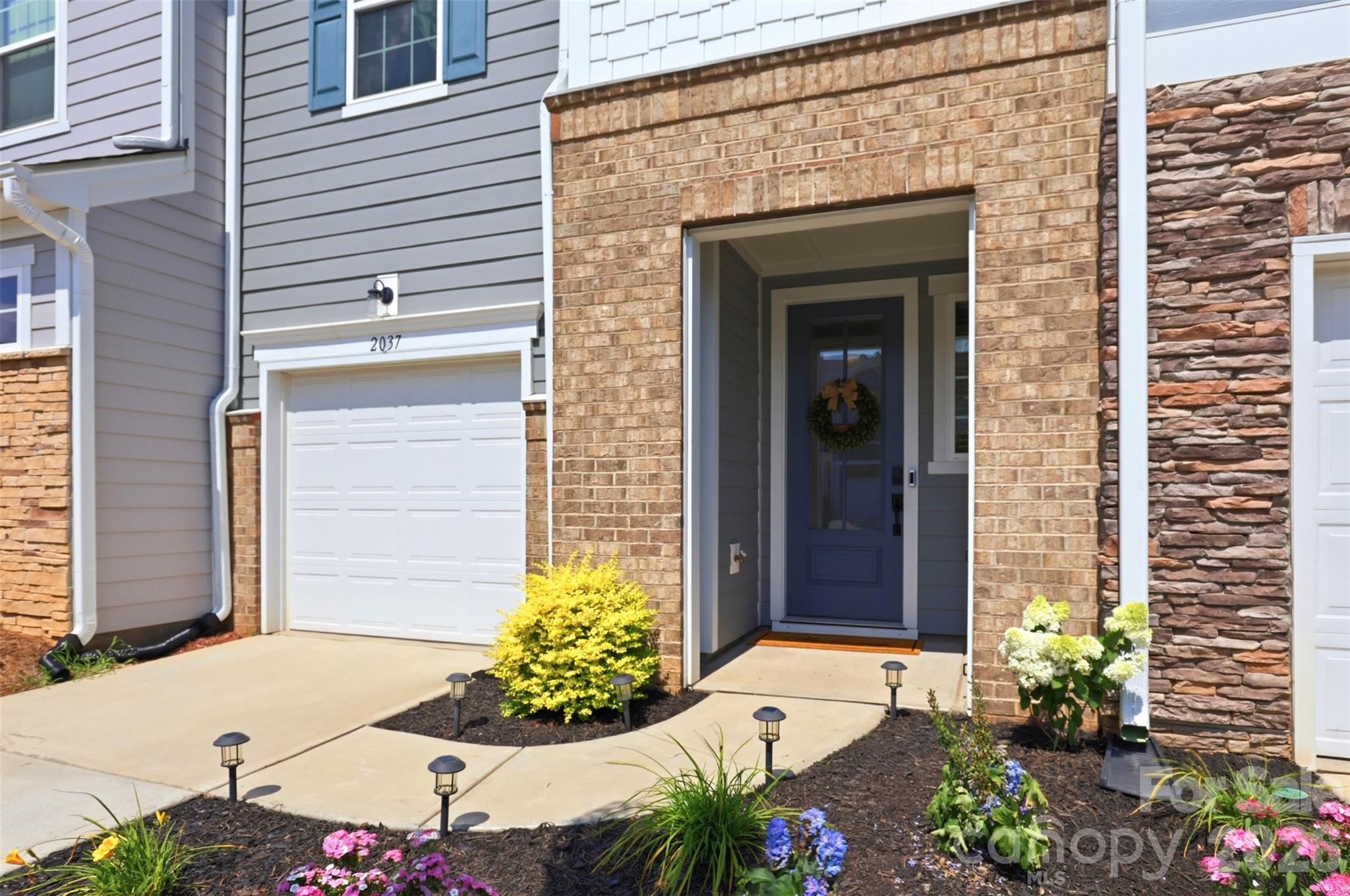 2037 Howell Creek Way — Charlotte