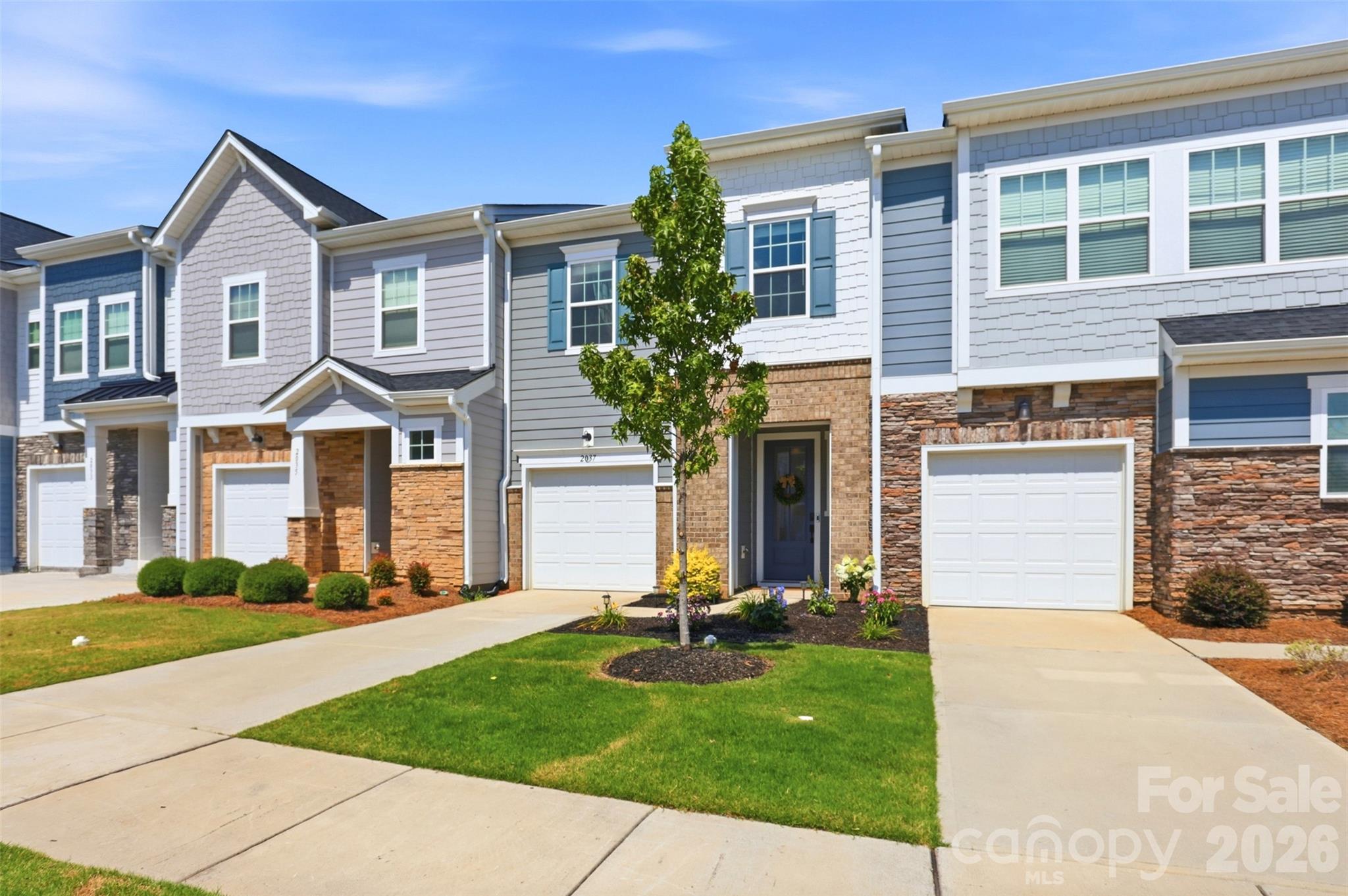 2037 Howell Creek Way — Charlotte