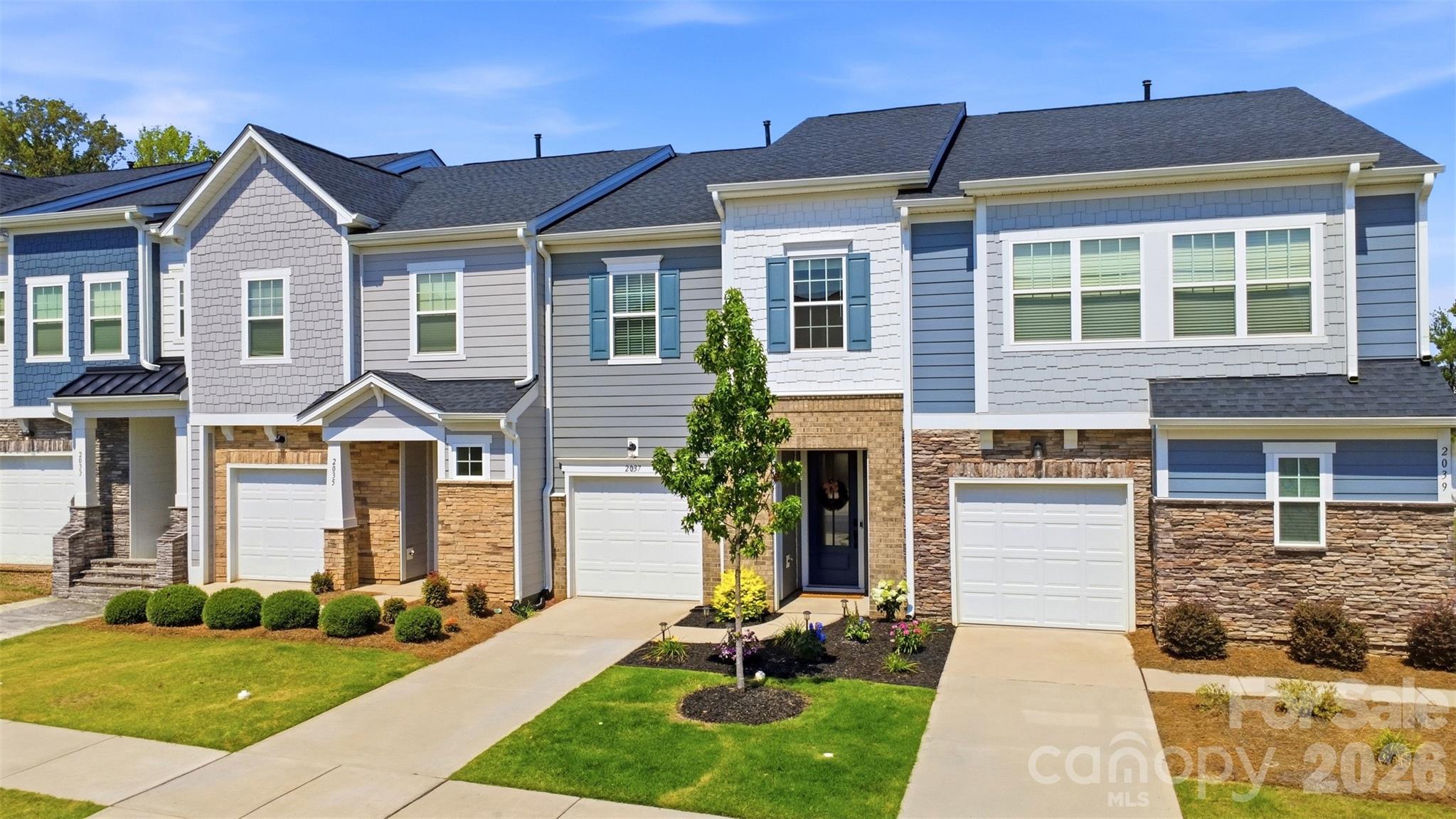 2037 Howell Creek Way — Charlotte
