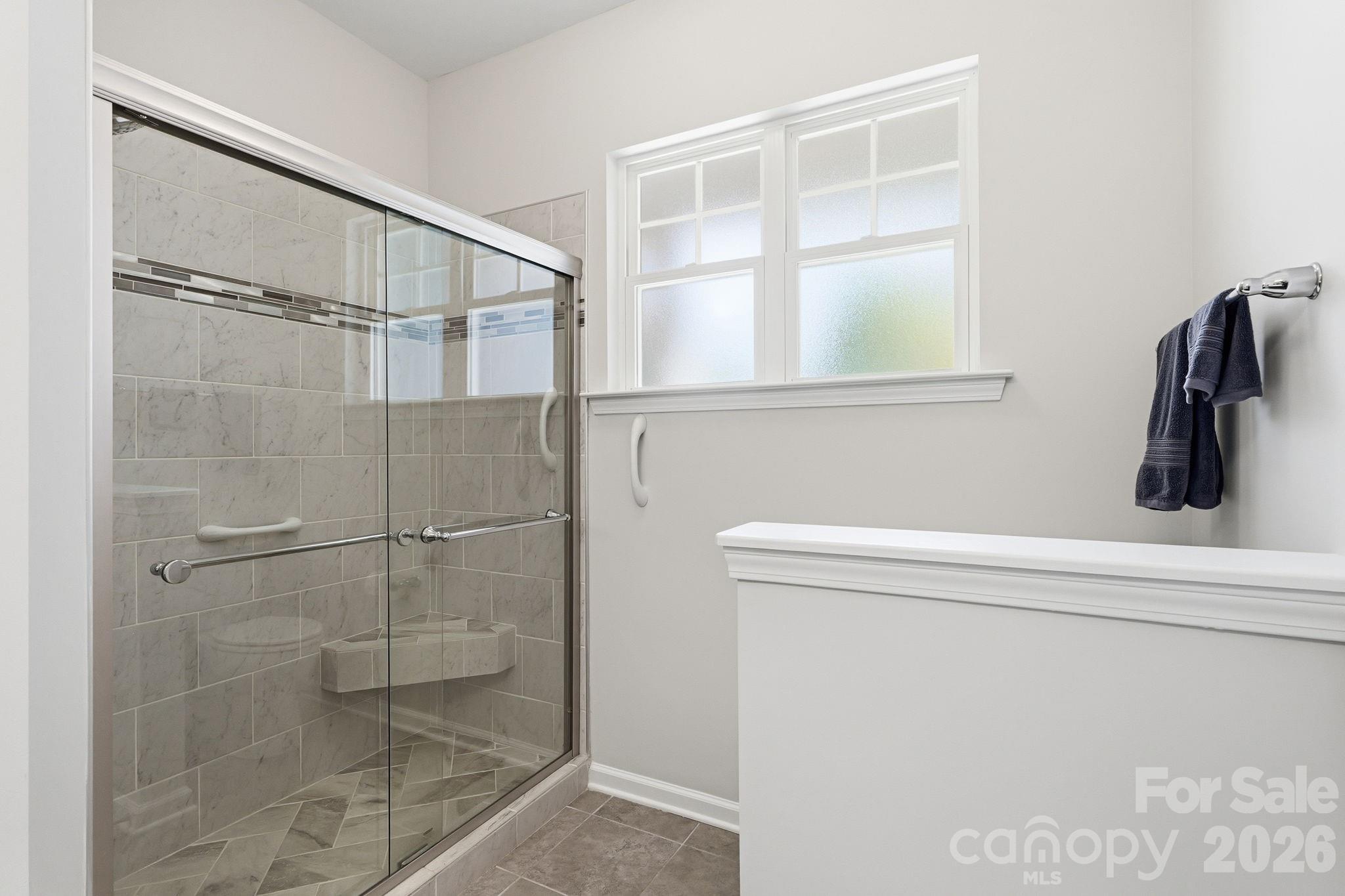 5005 Big Bend Drive — Lancaster