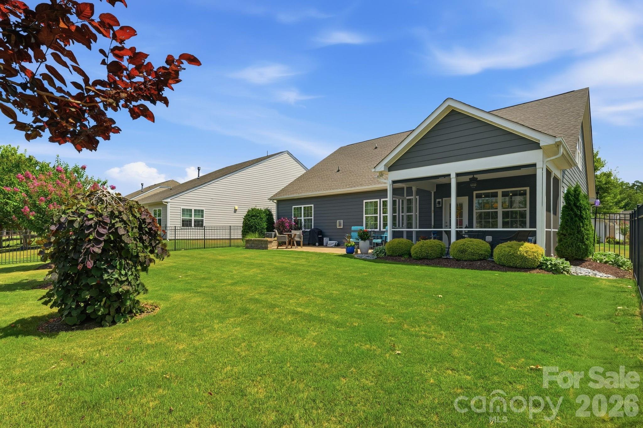 5005 Big Bend Drive — Lancaster