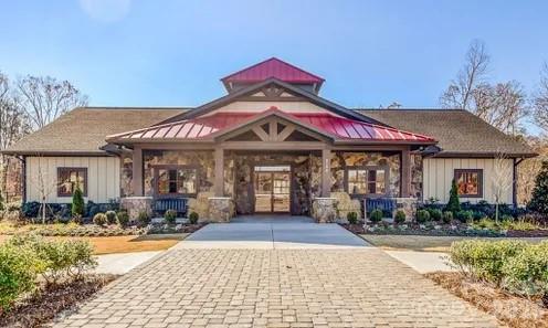 5005 Big Bend Drive — Lancaster