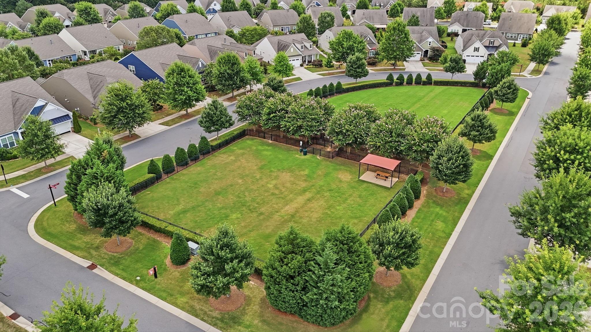 5005 Big Bend Drive — Lancaster