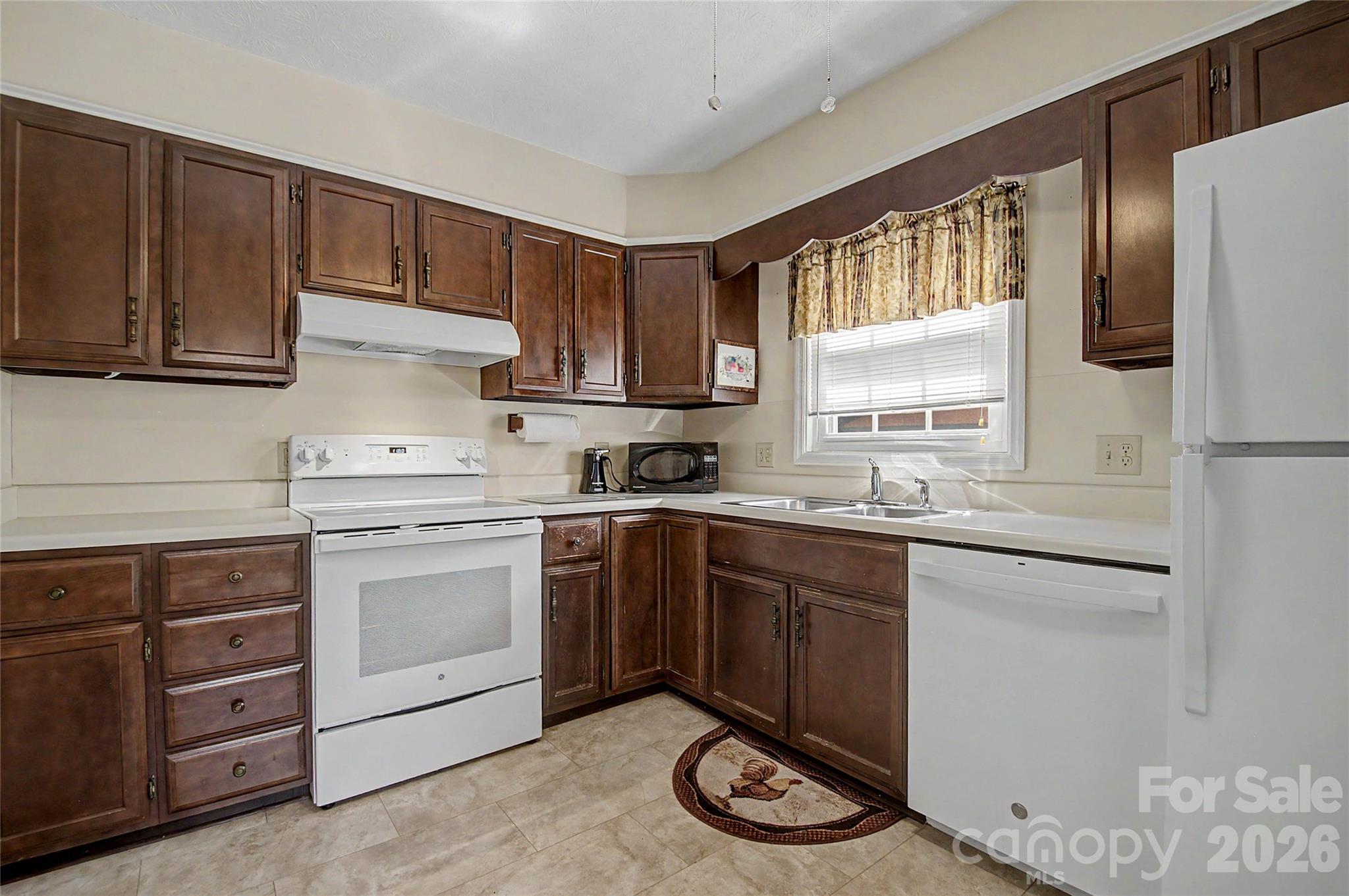 1765 Haywood Manor Road #D — Hendersonville