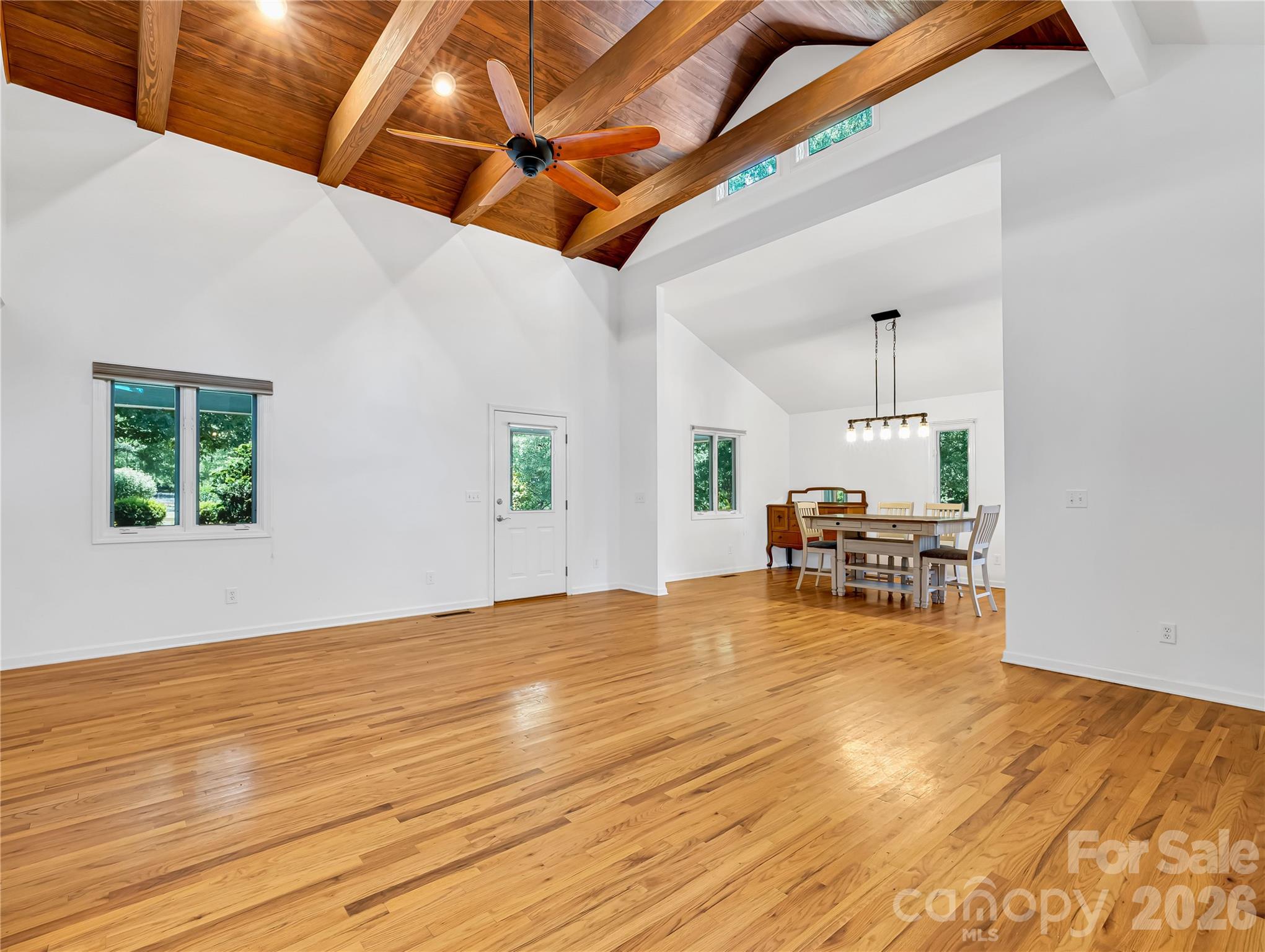 711 Meadow Crest Road — Tryon