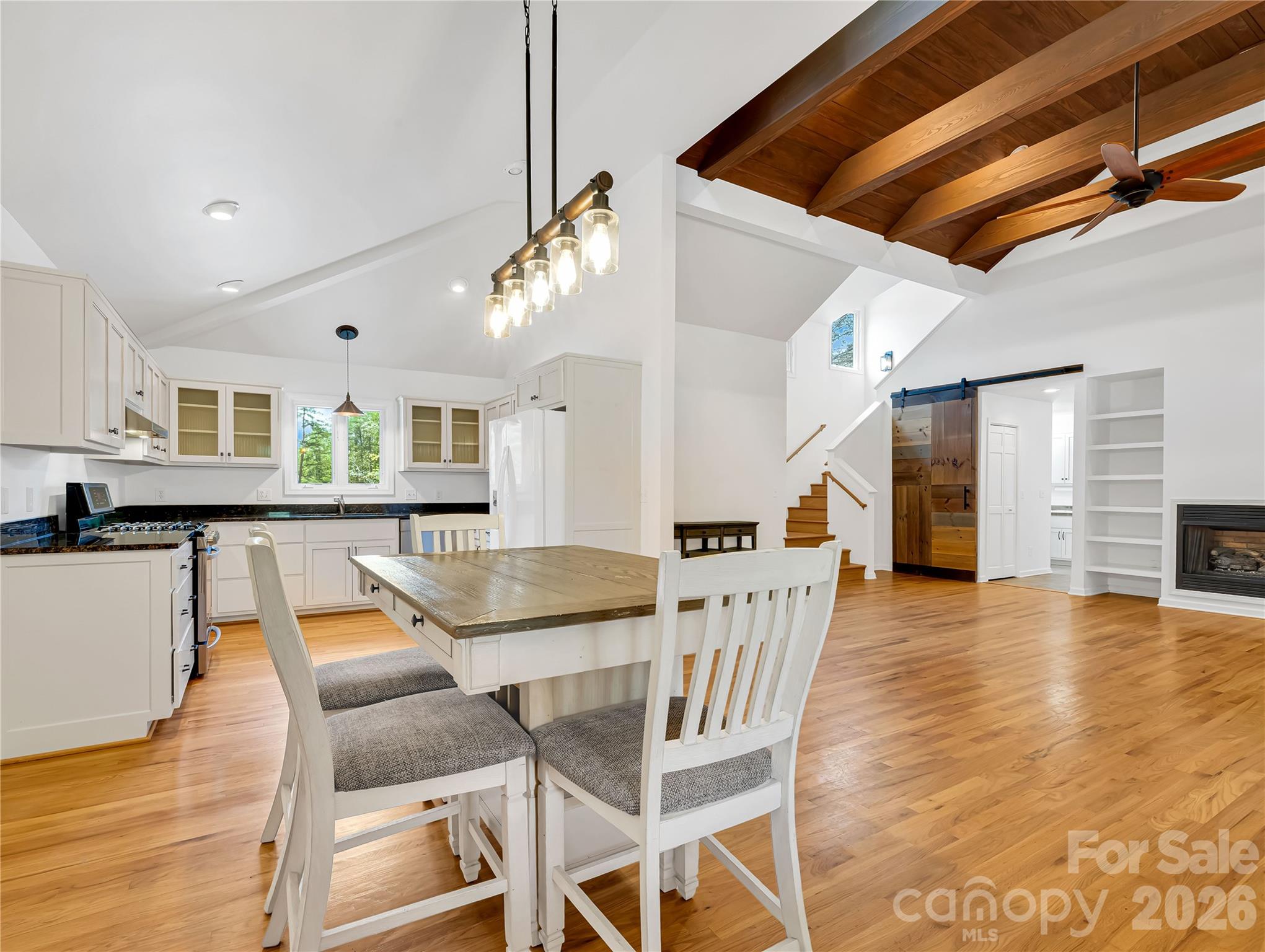 711 Meadow Crest Road — Tryon