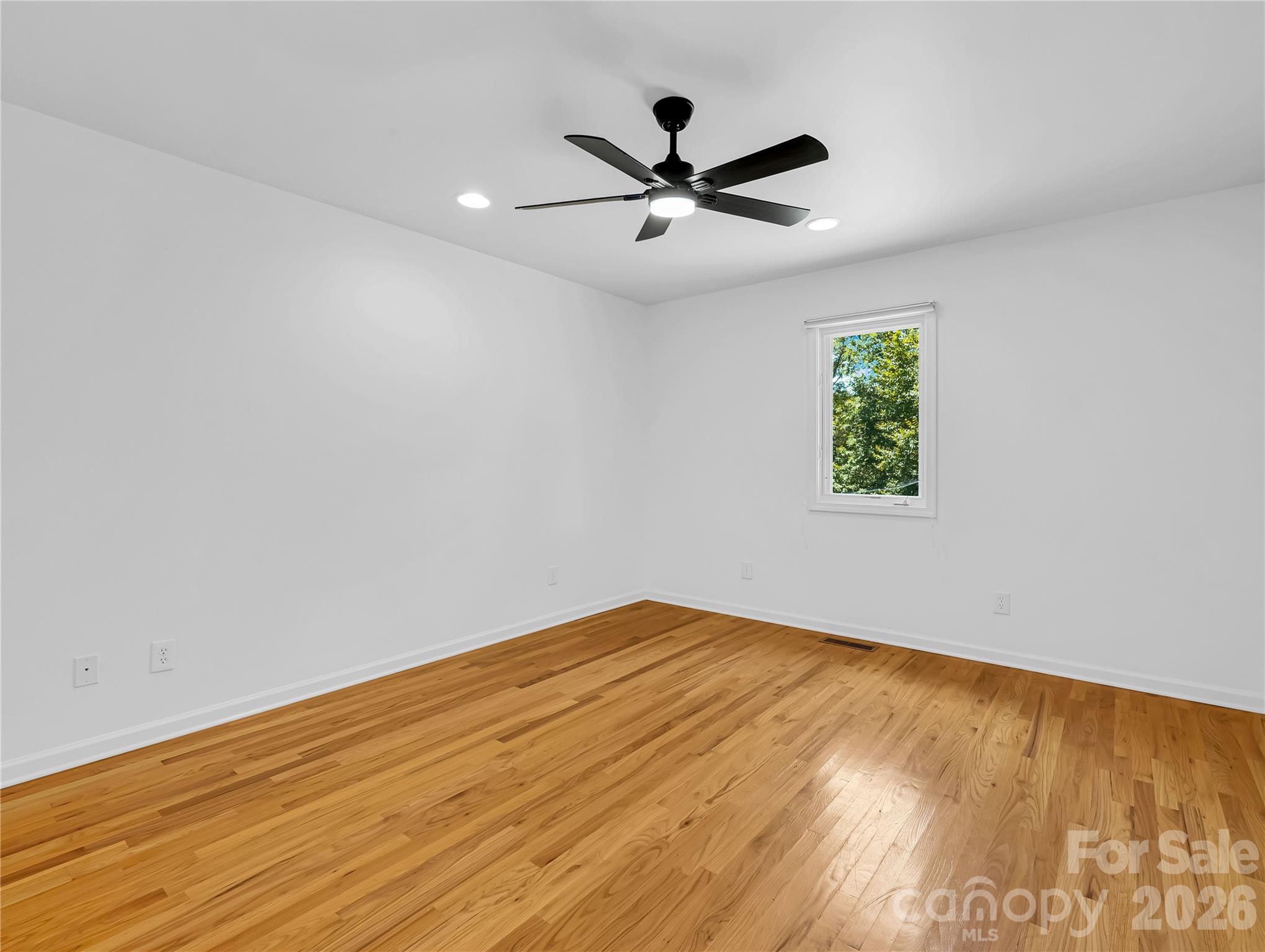 711 Meadow Crest Road — Tryon