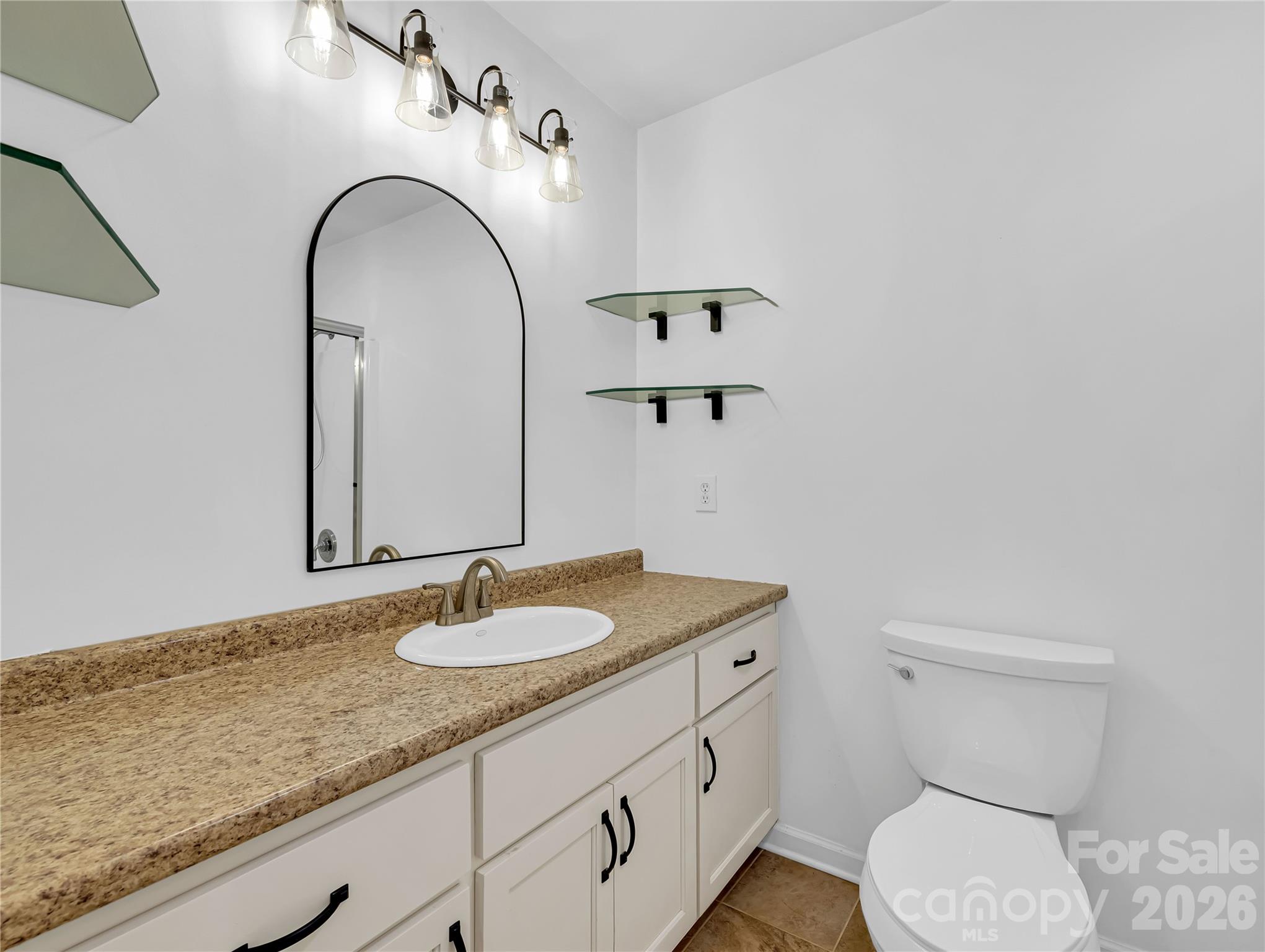711 Meadow Crest Road — Tryon
