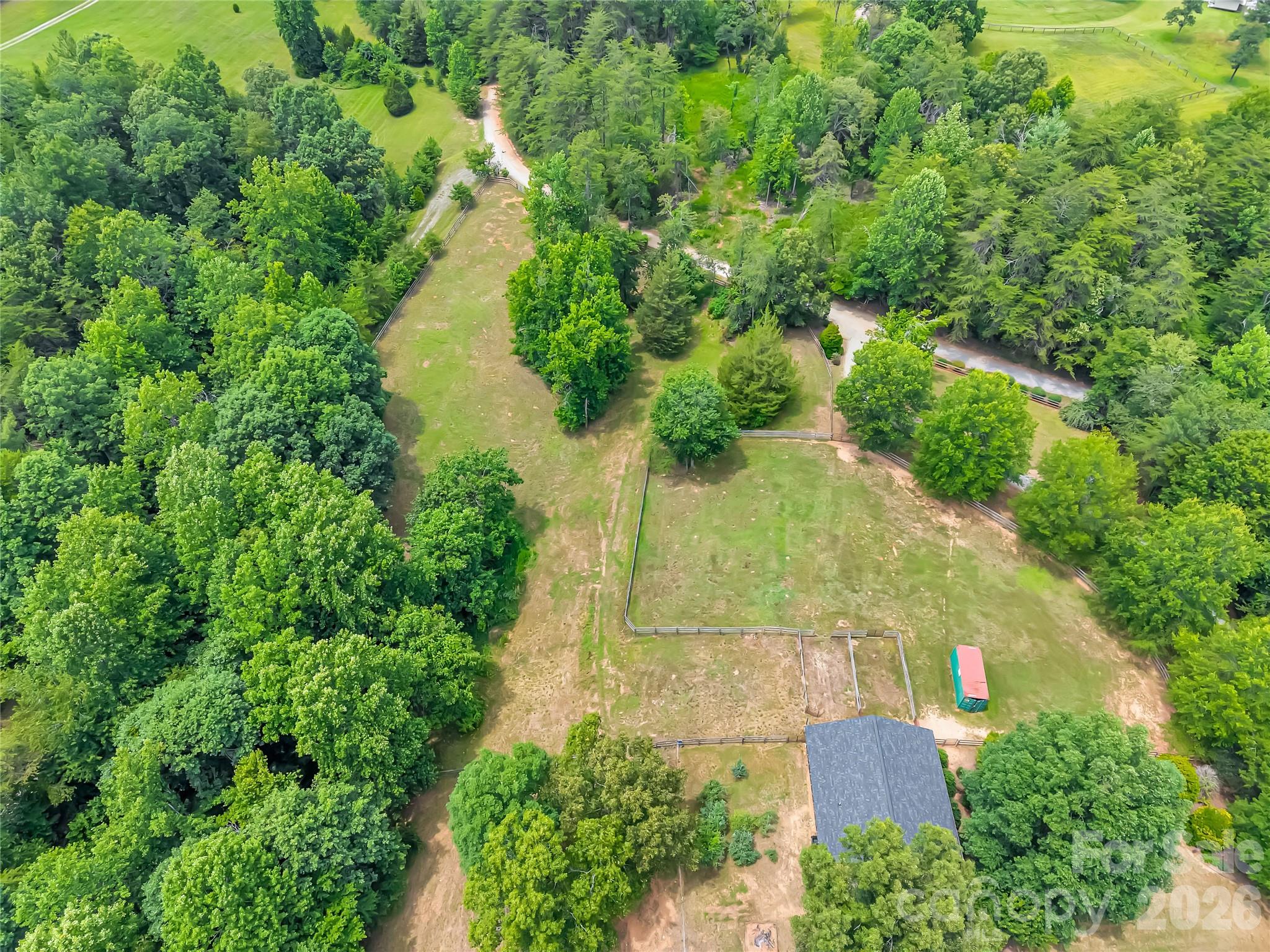 711 Meadow Crest Road — Tryon