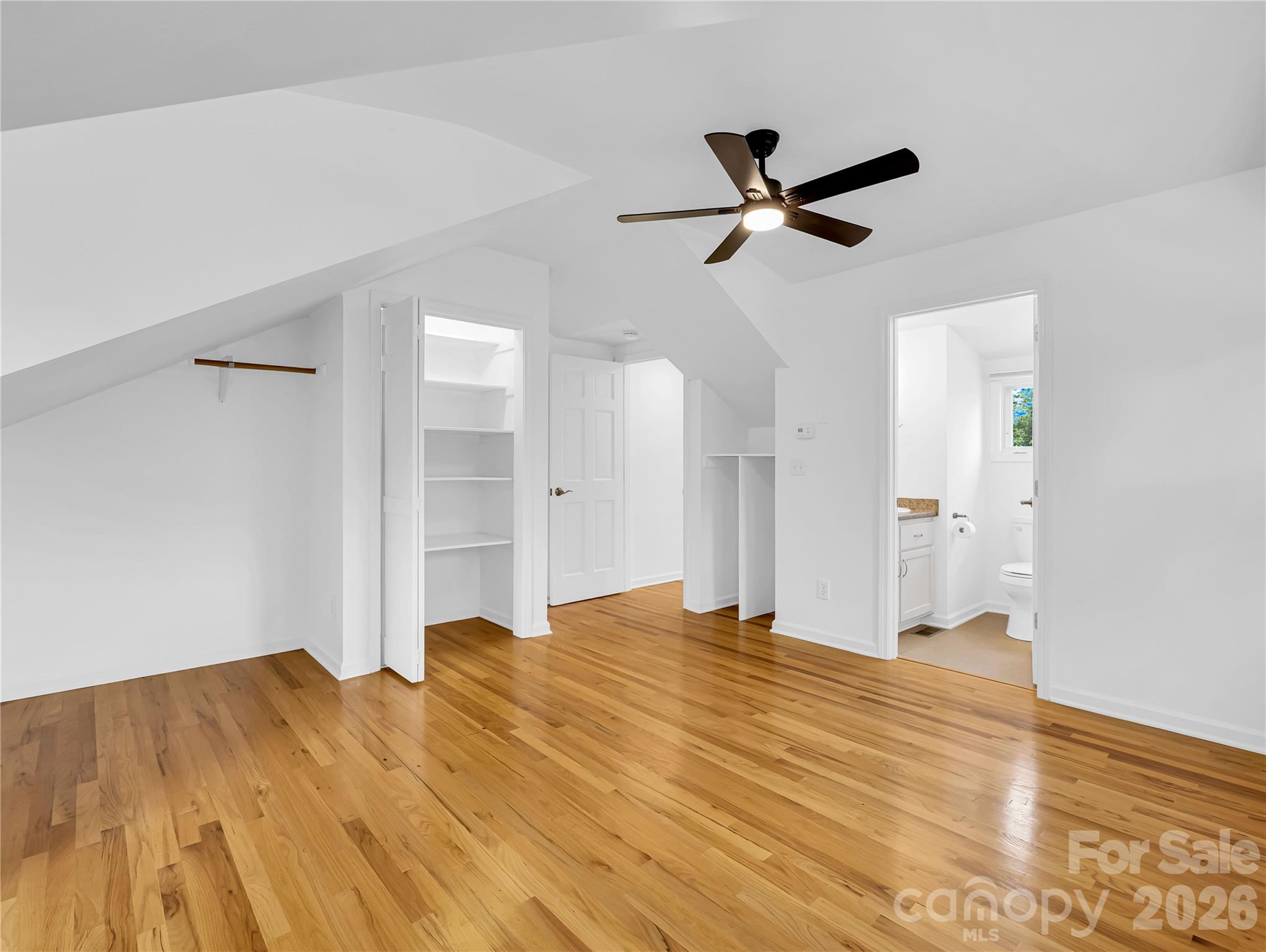 711 Meadow Crest Road — Tryon