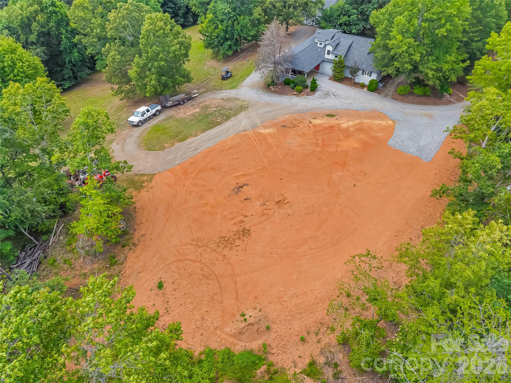 711 Meadow Crest Road — Tryon