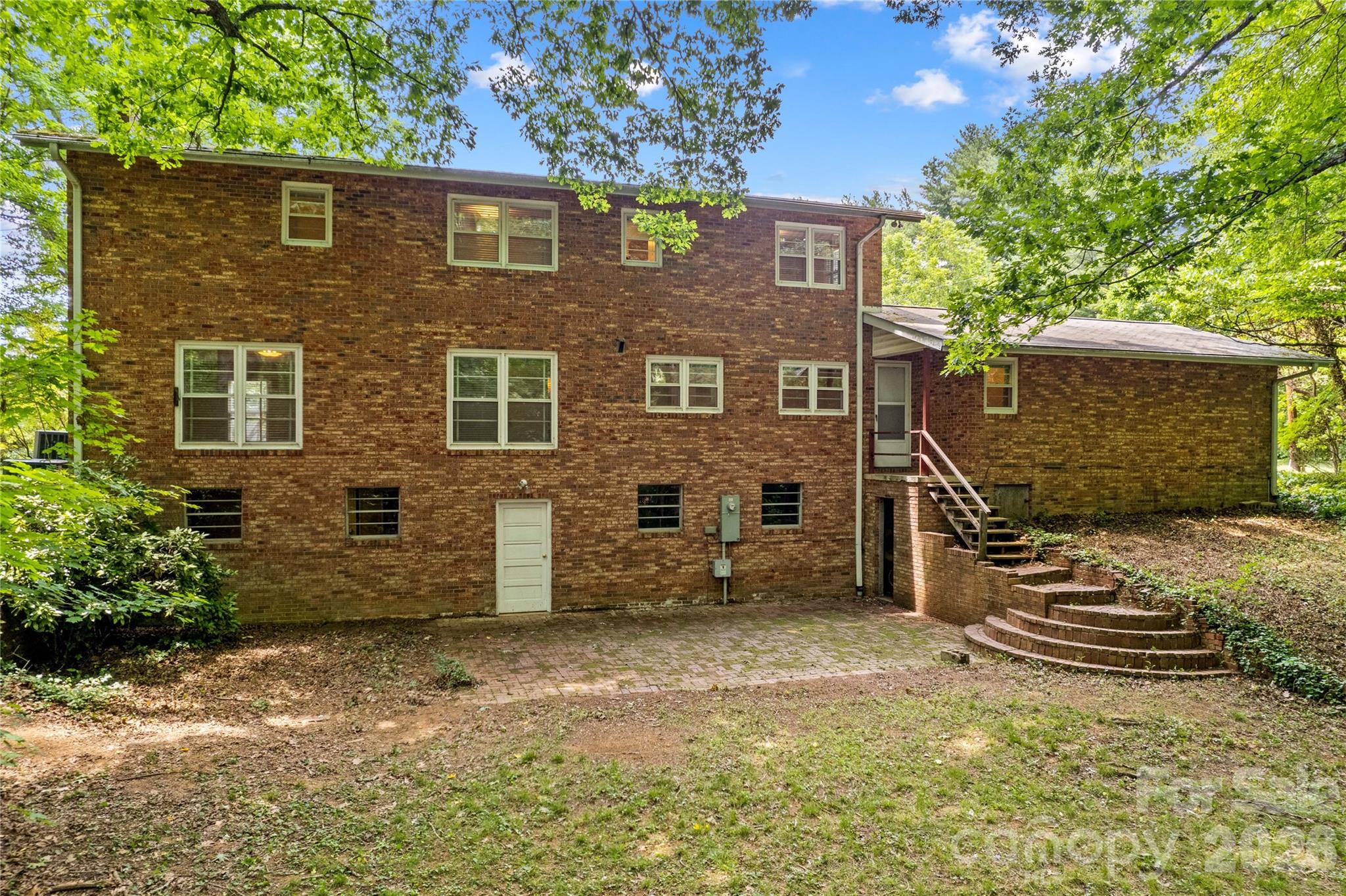 155 Duck Creek Road — Troutman