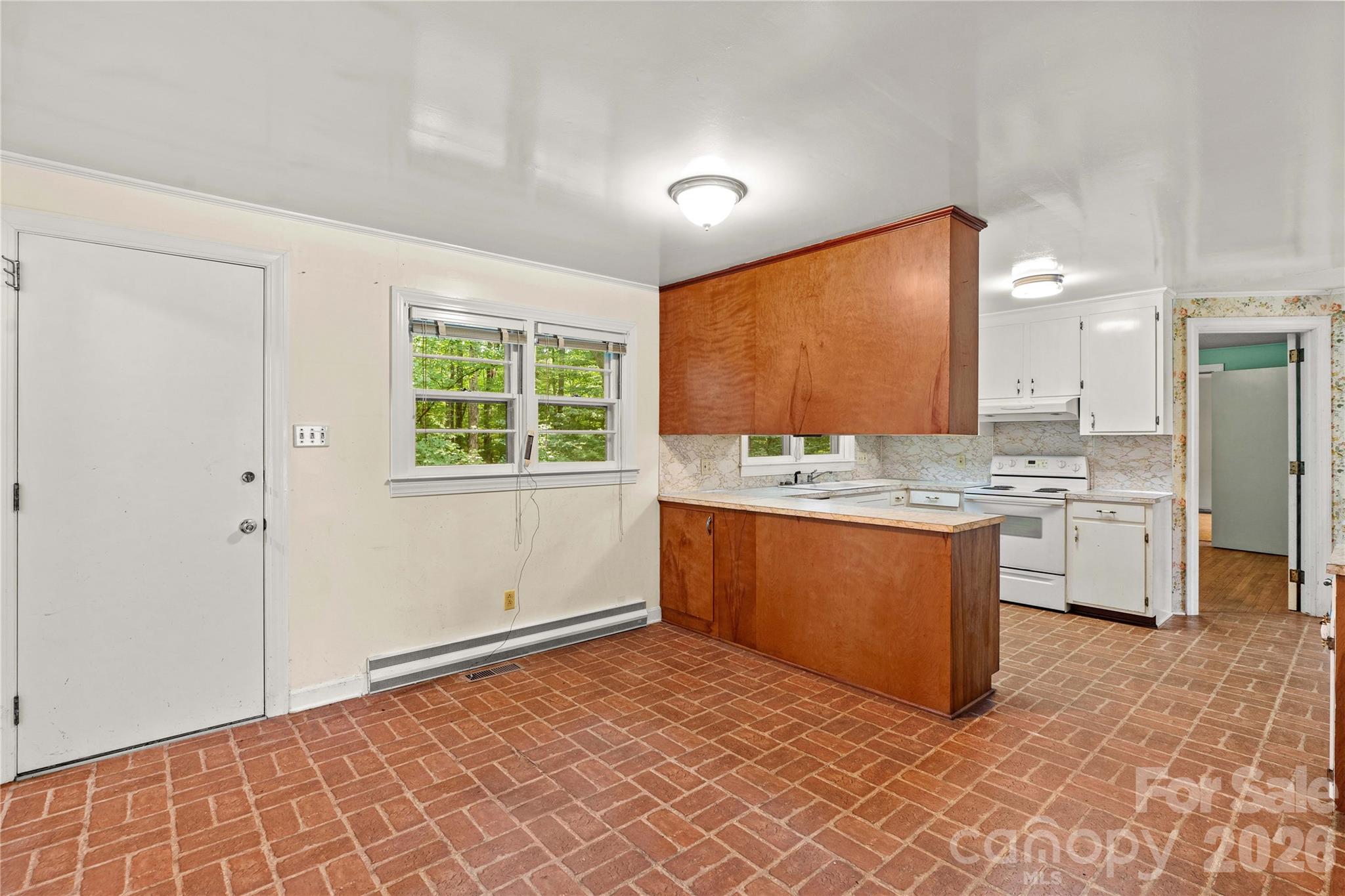 155 Duck Creek Road — Troutman