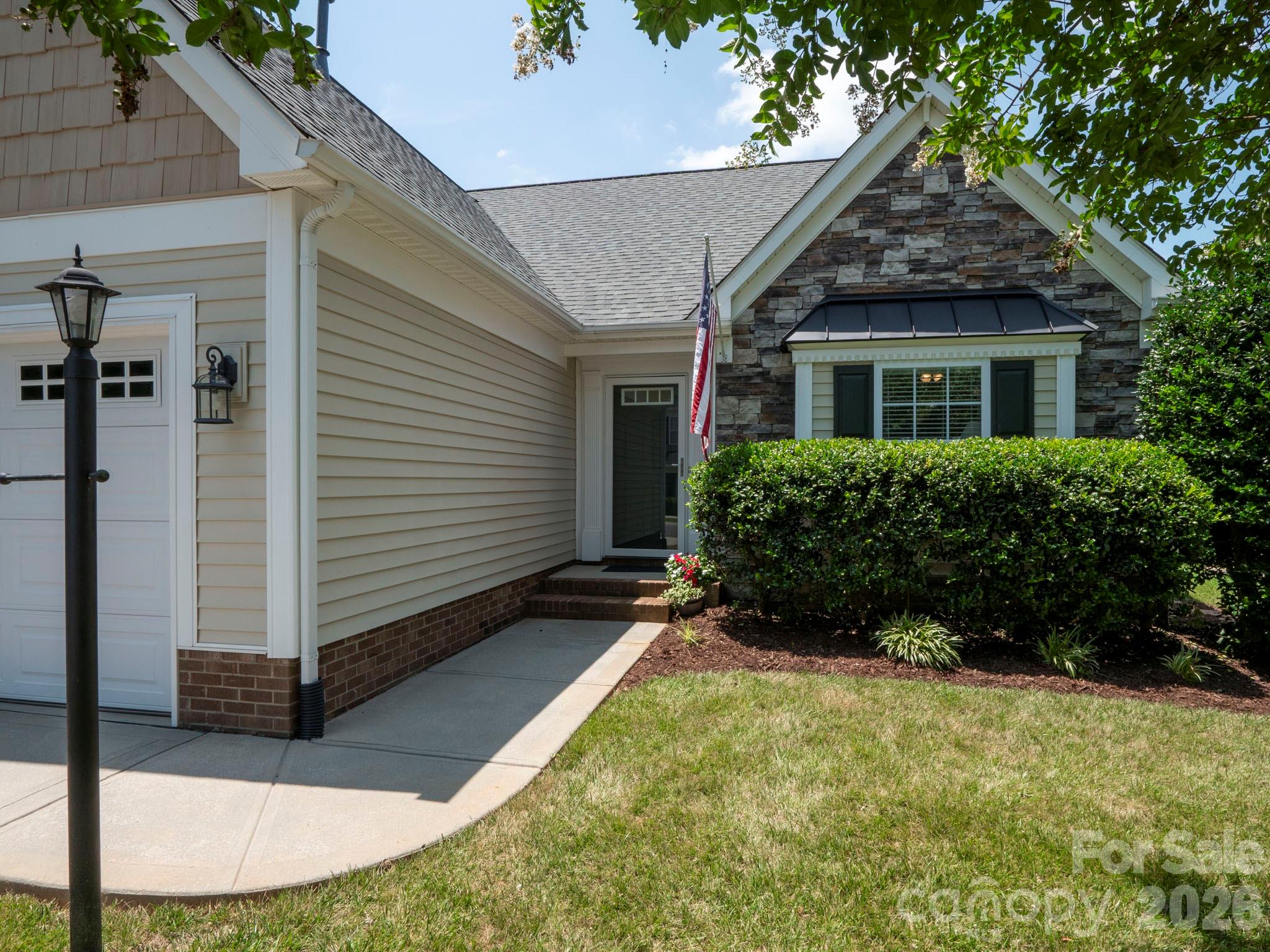 4406 Glenduran Lane — Waxhaw