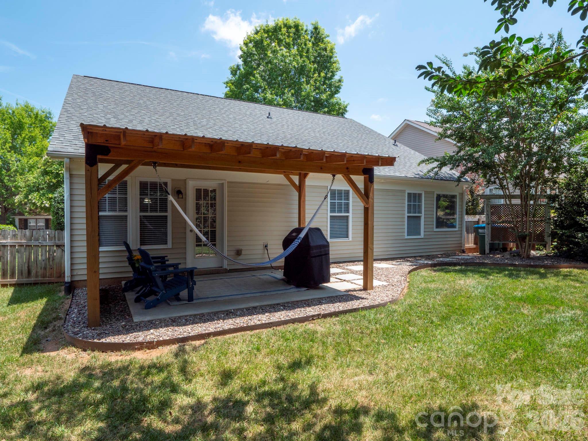 4406 Glenduran Lane — Waxhaw