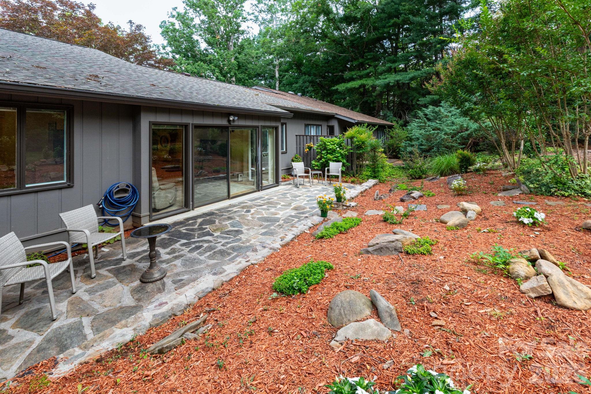 301 Crowfields Drive — Asheville