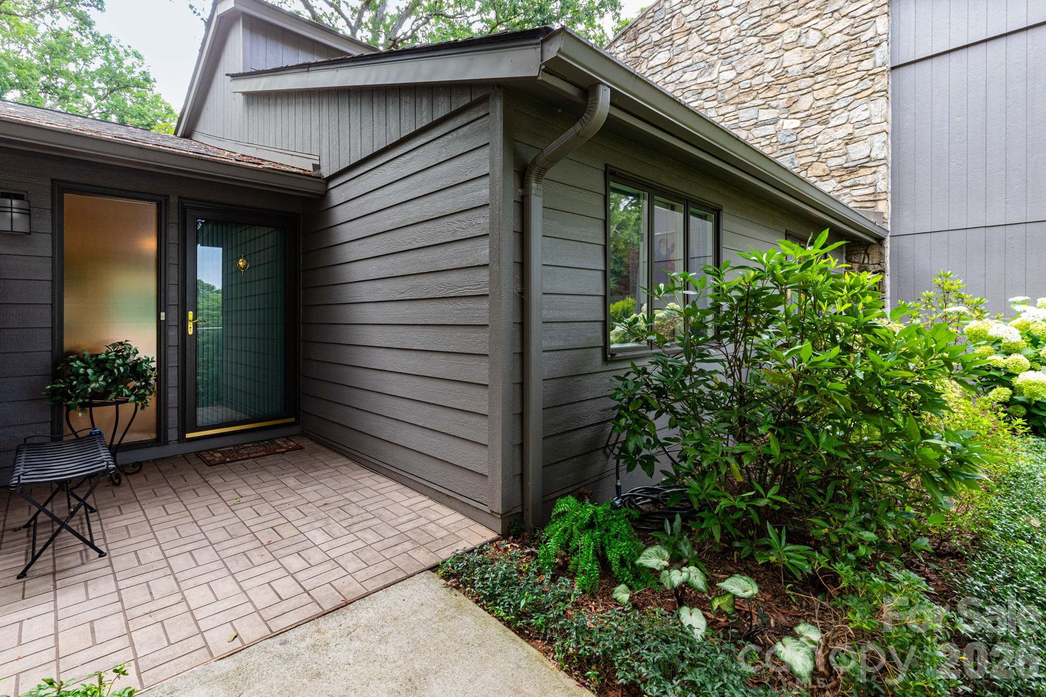 301 Crowfields Drive — Asheville