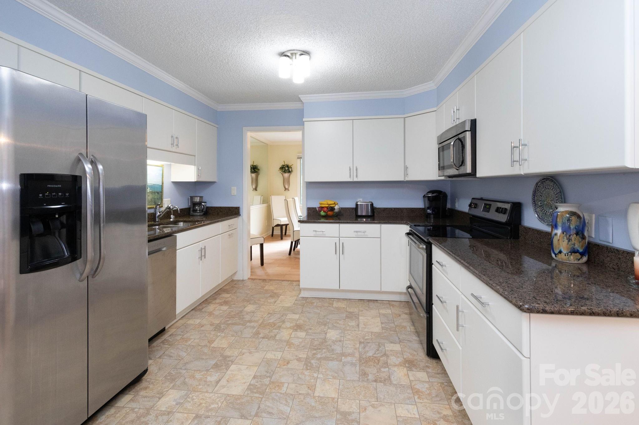 301 Crowfields Drive — Asheville