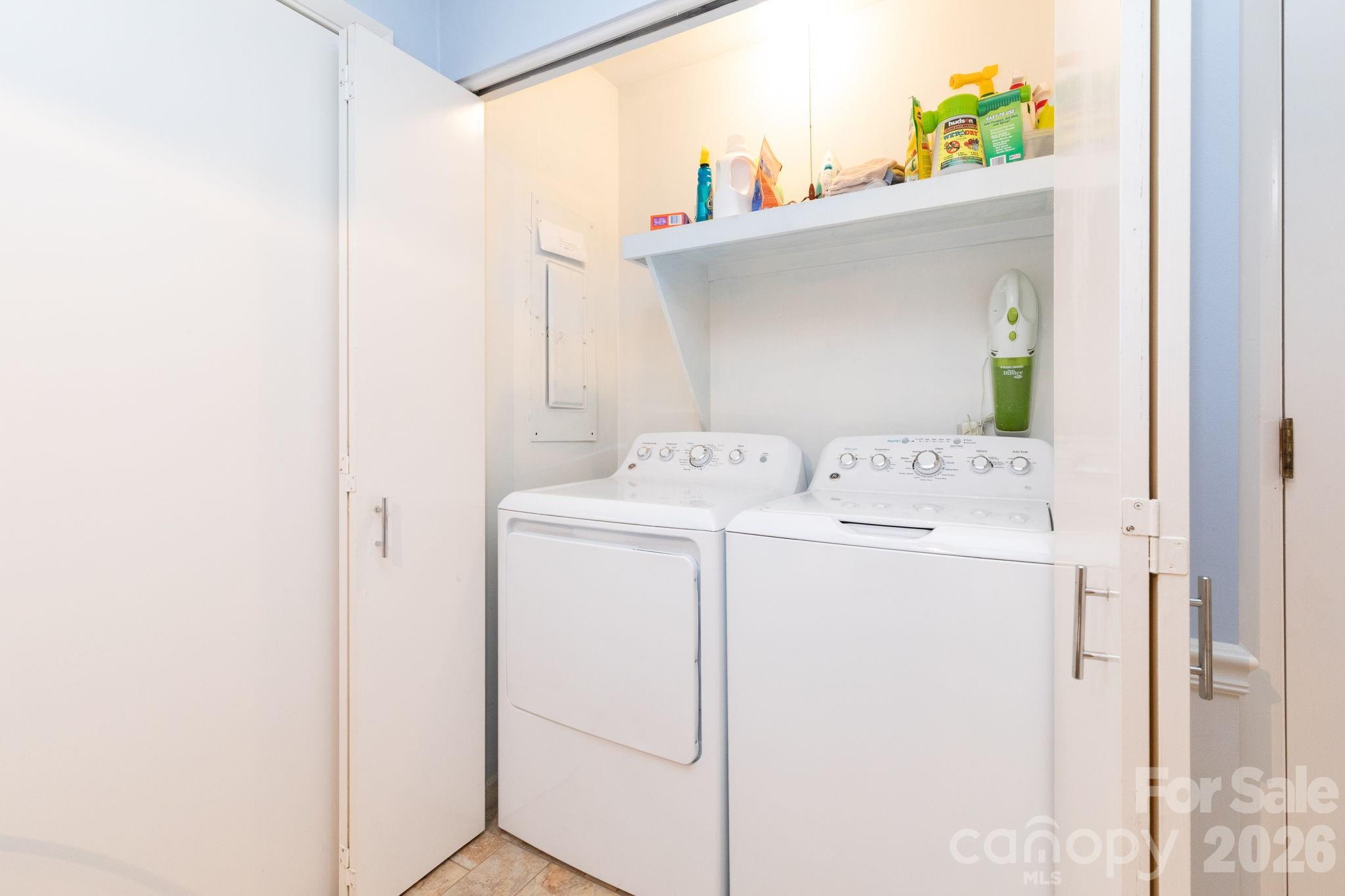 301 Crowfields Drive — Asheville