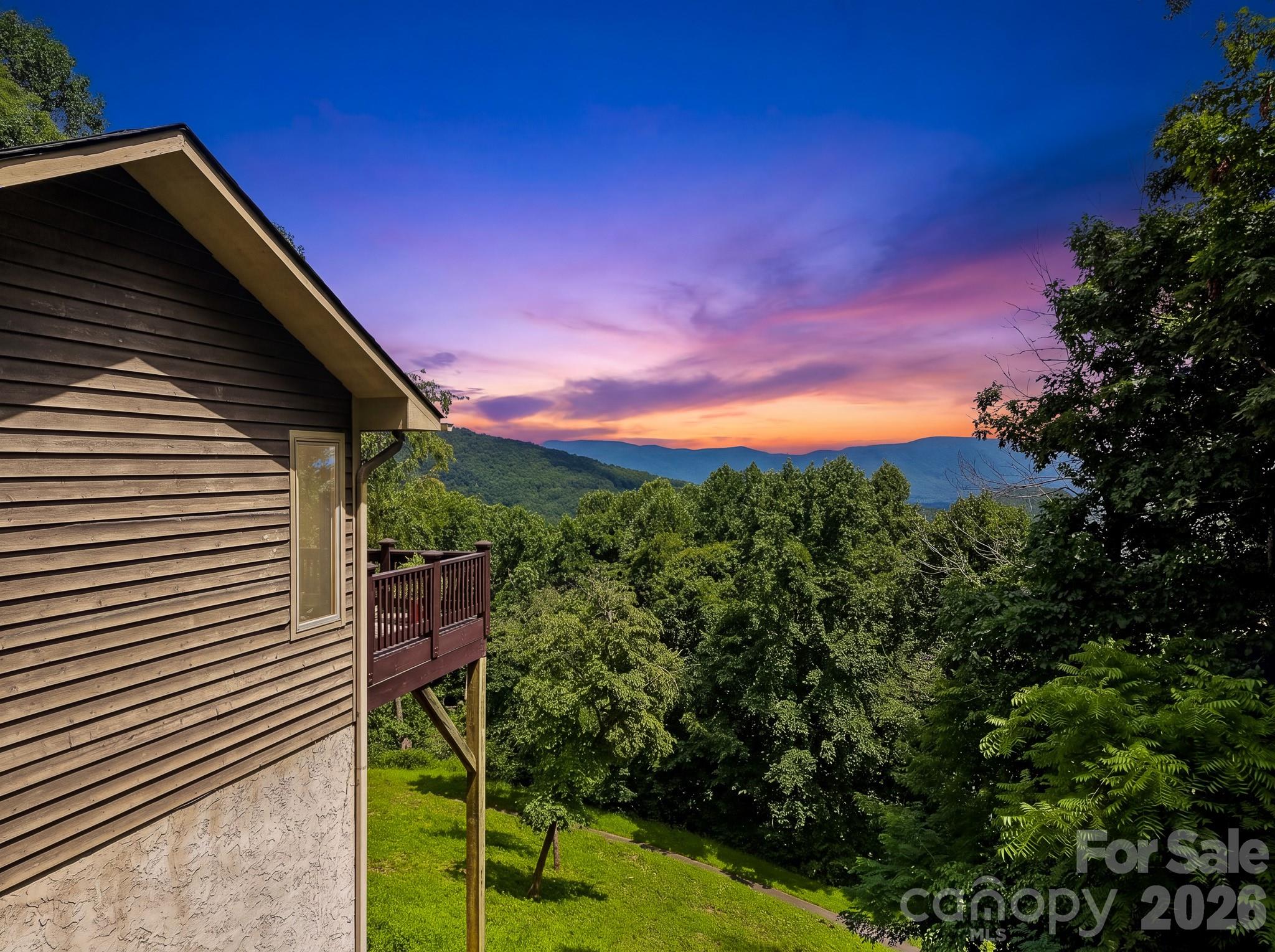 112 Windy Gap Road — Asheville
