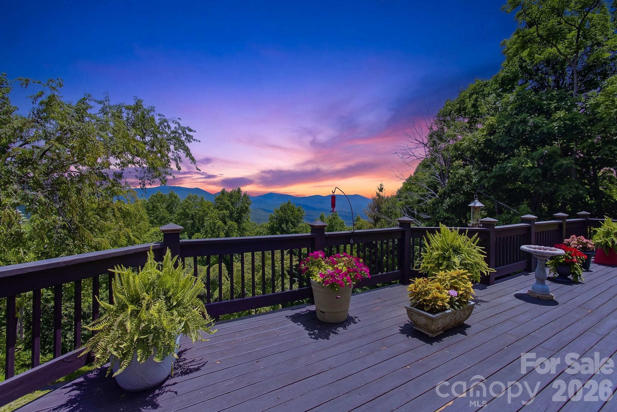 112 Windy Gap Road — Asheville