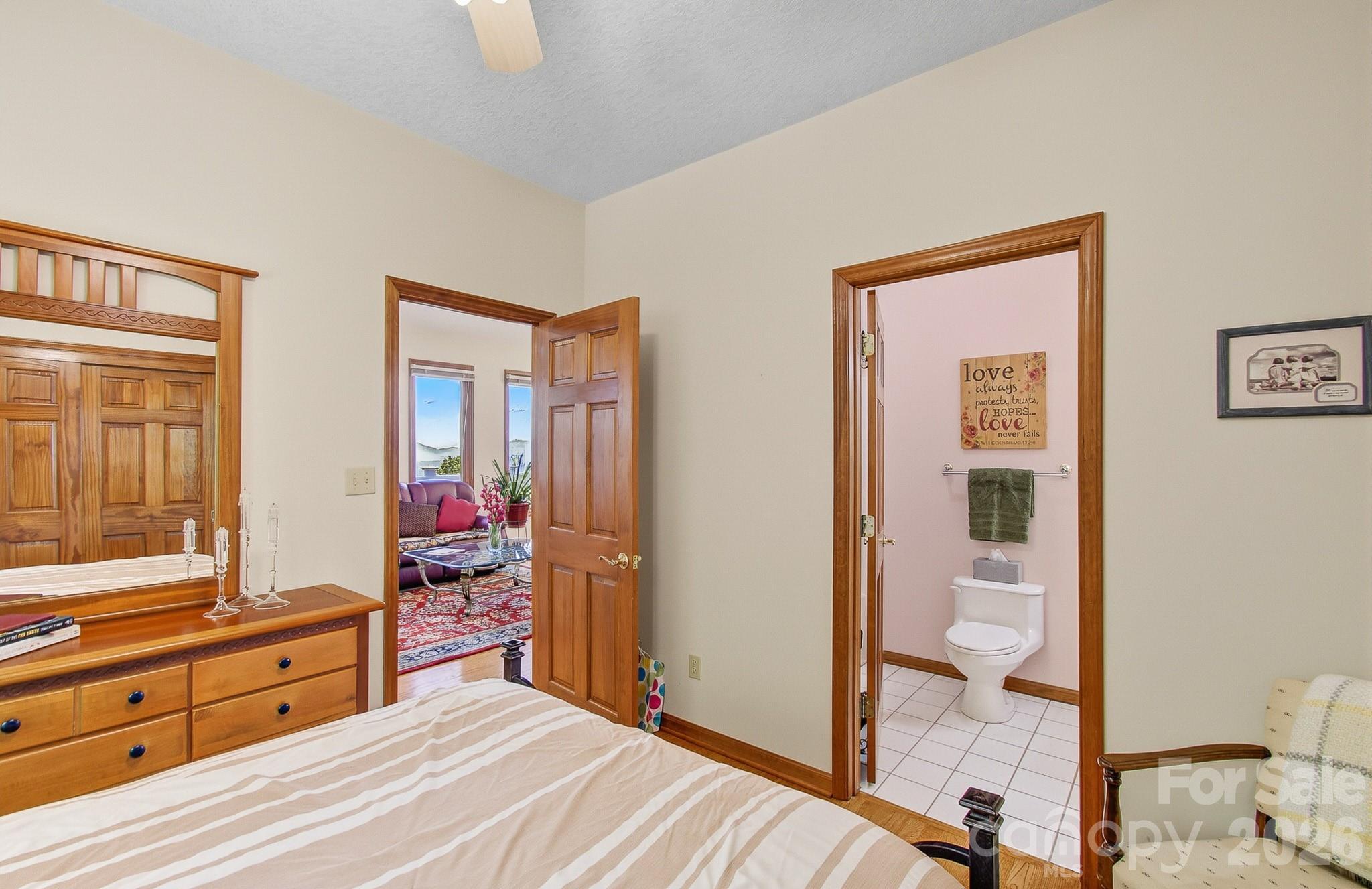 112 Windy Gap Road — Asheville