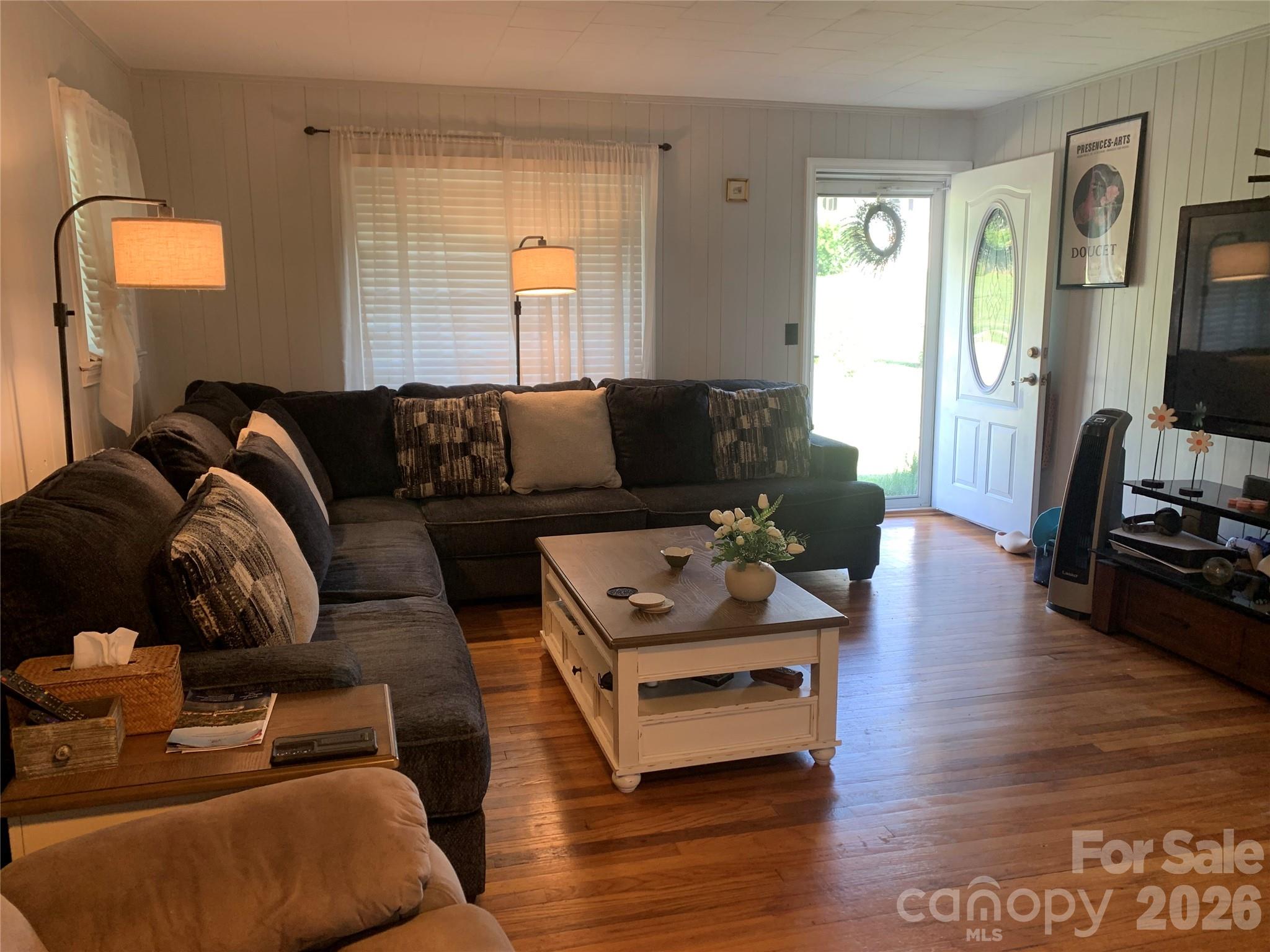 3300 Sheely Road — Lenoir
