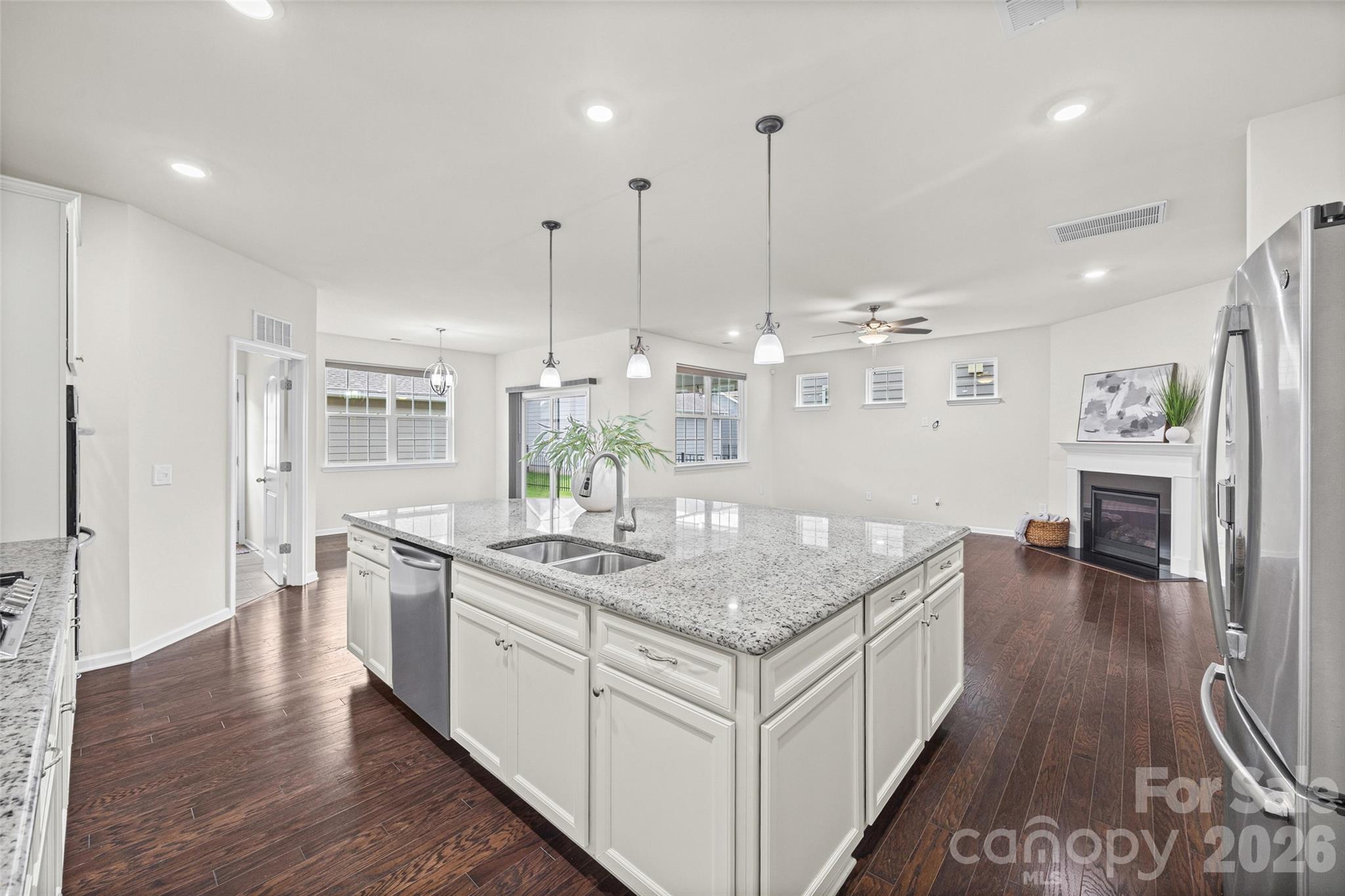 7022 Walnut Branch Lane — Charlotte