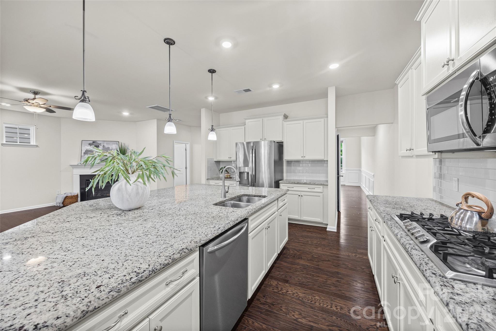 7022 Walnut Branch Lane — Charlotte