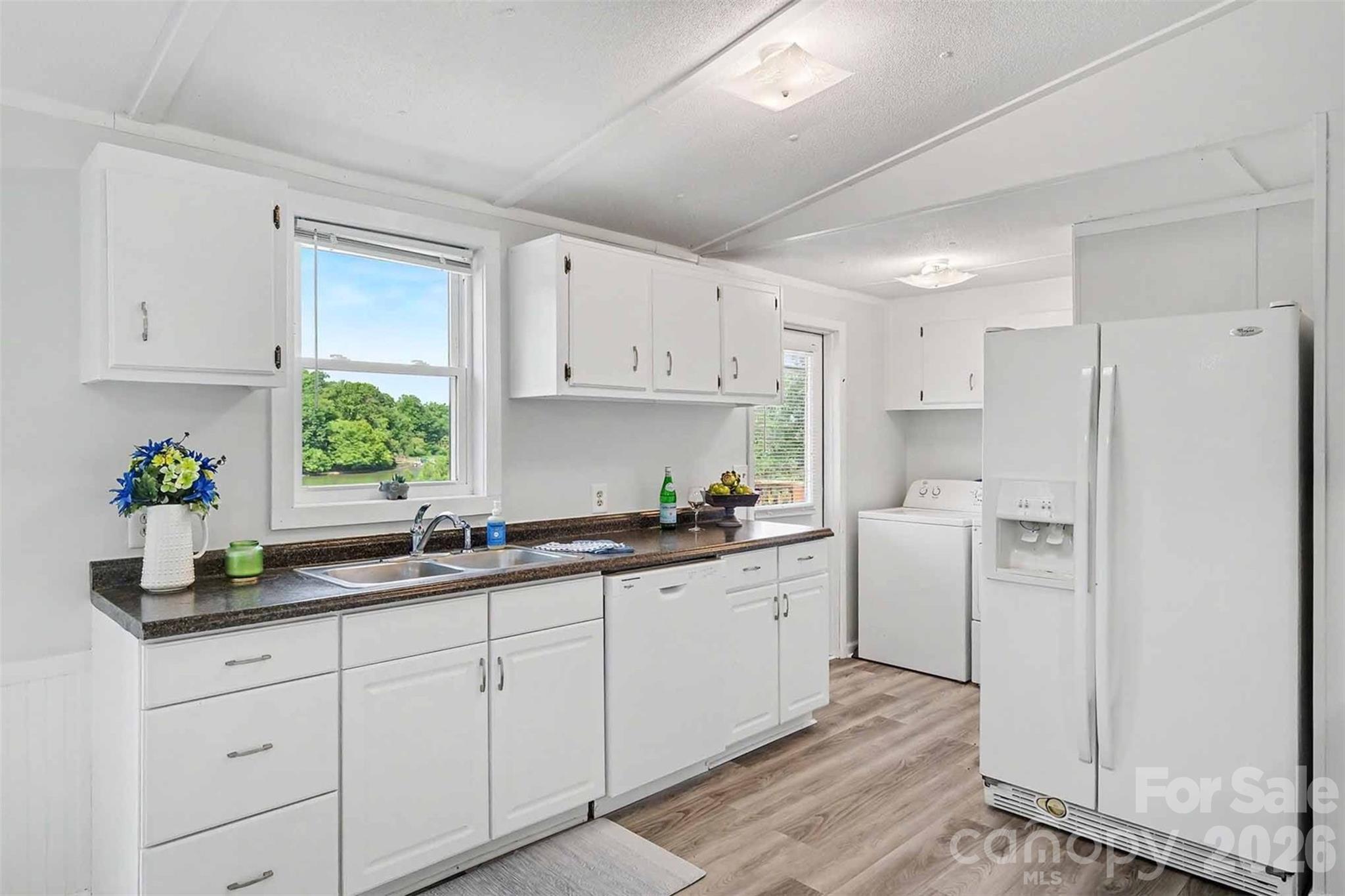 313 Riverfront Drive — Belmont