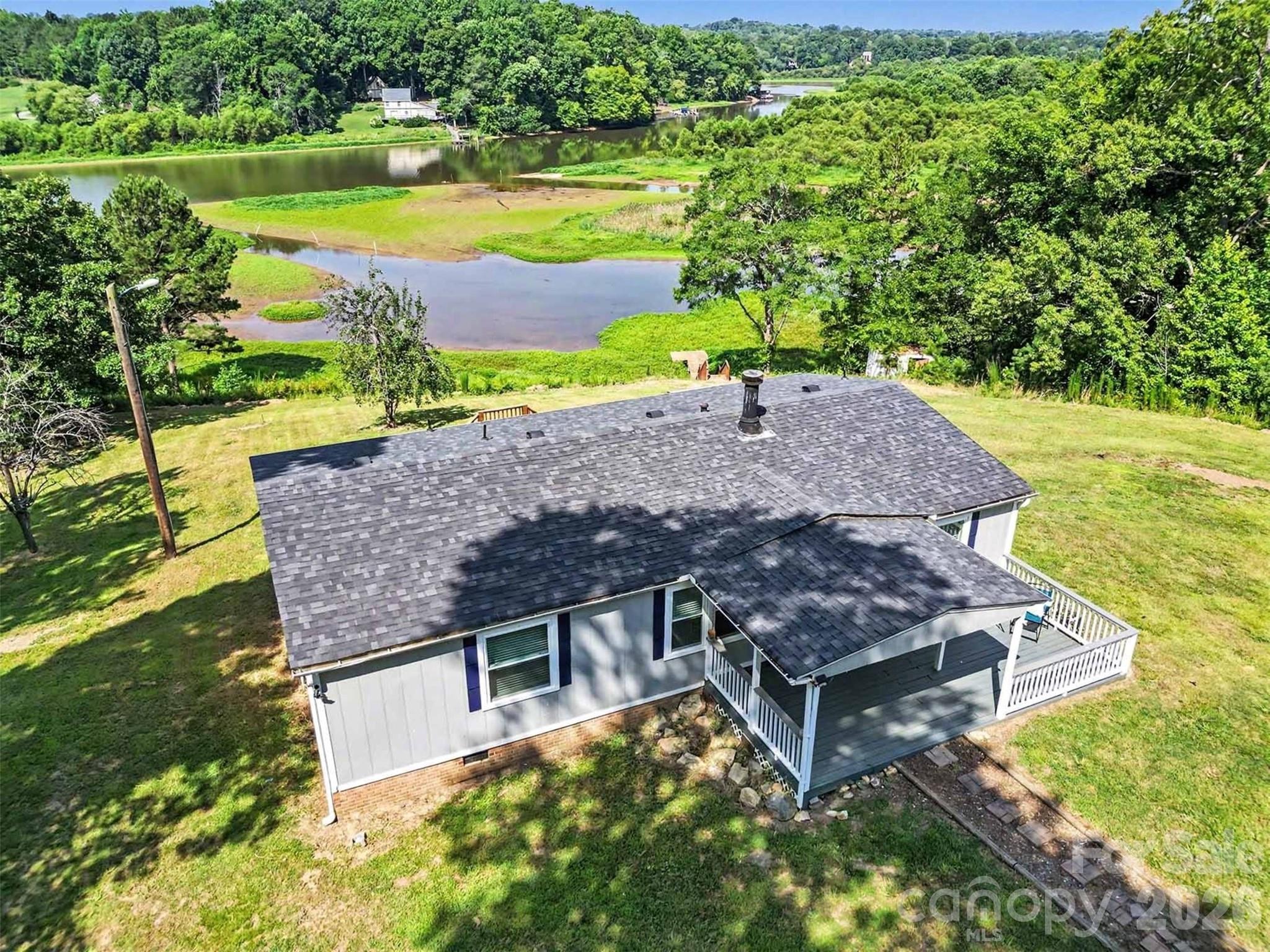 313 Riverfront Drive — Belmont