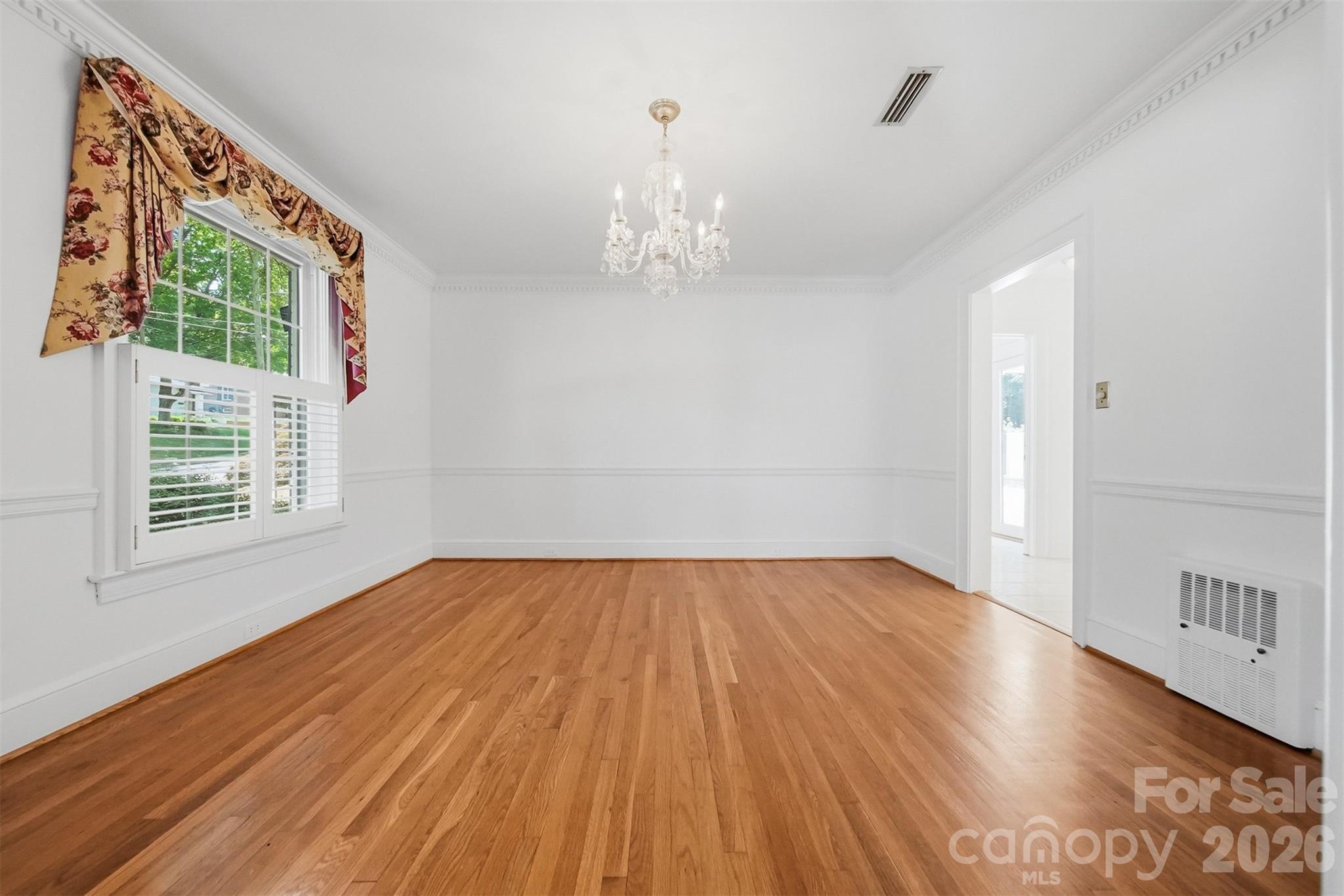 521 5th Street NW — Hickory