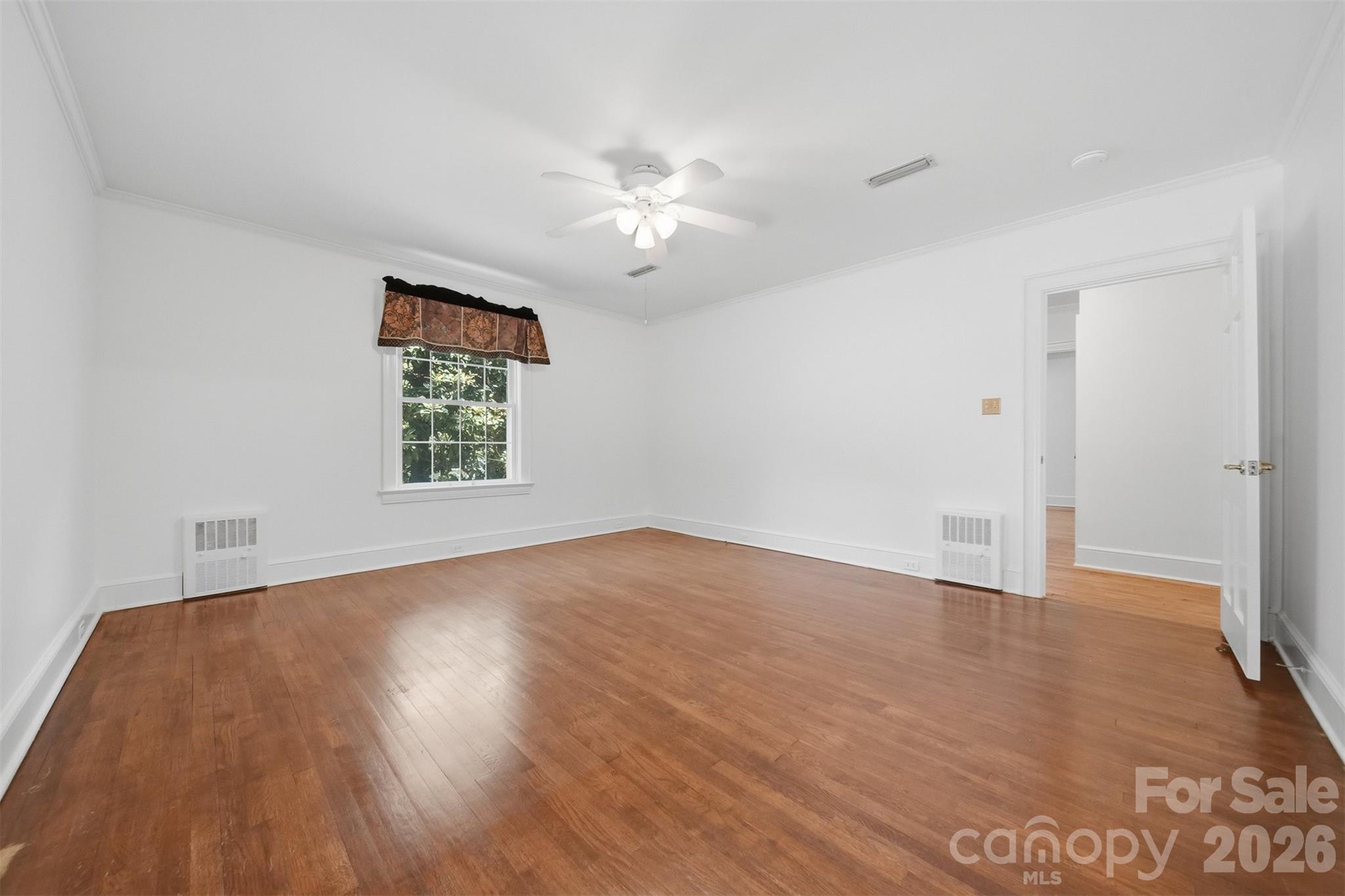 521 5th Street NW — Hickory