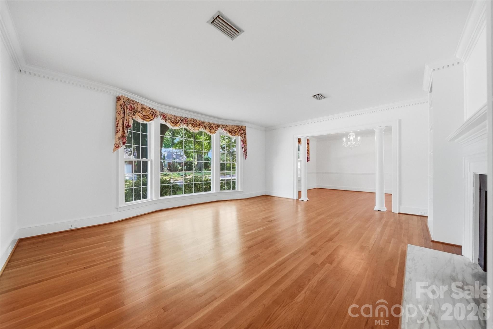 521 5th Street NW — Hickory