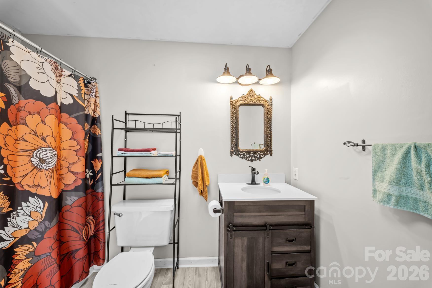112 Wedgewood Drive — Morganton