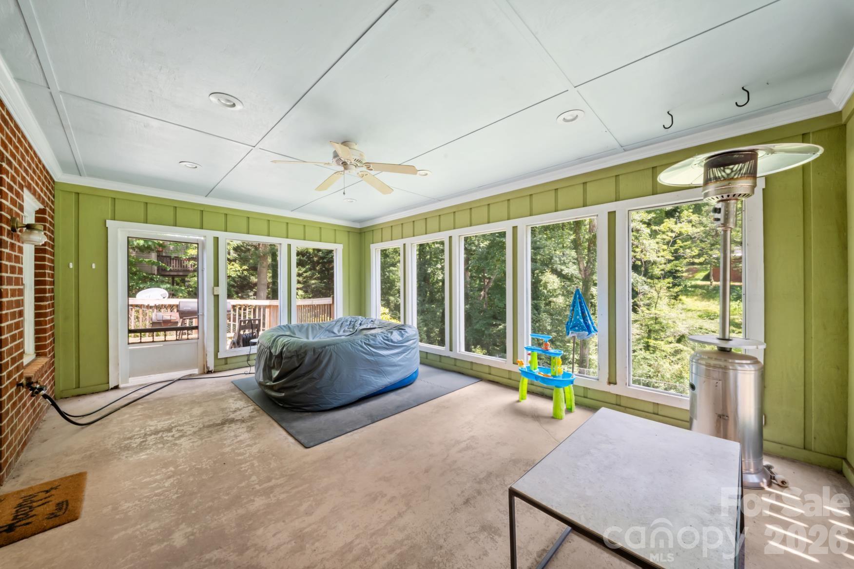 112 Wedgewood Drive — Morganton