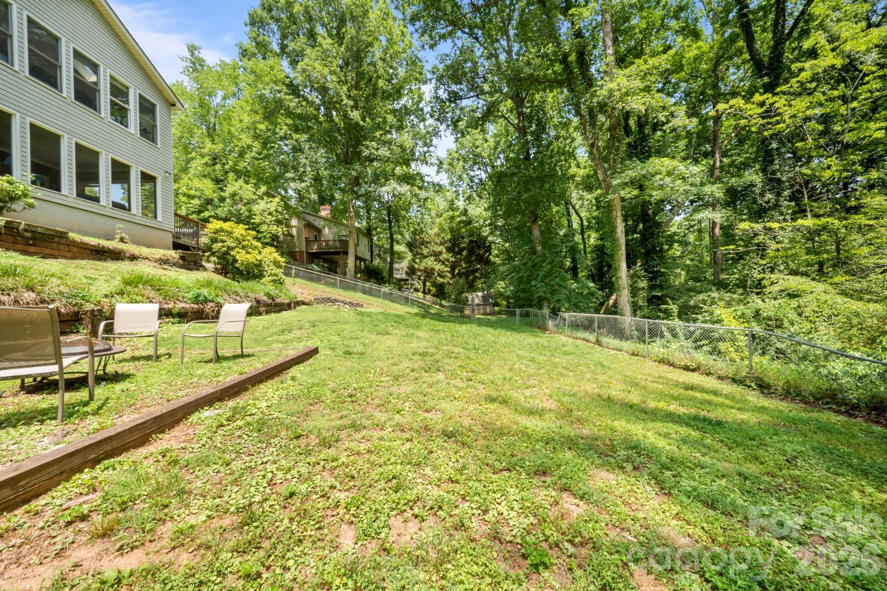 112 Wedgewood Drive — Morganton