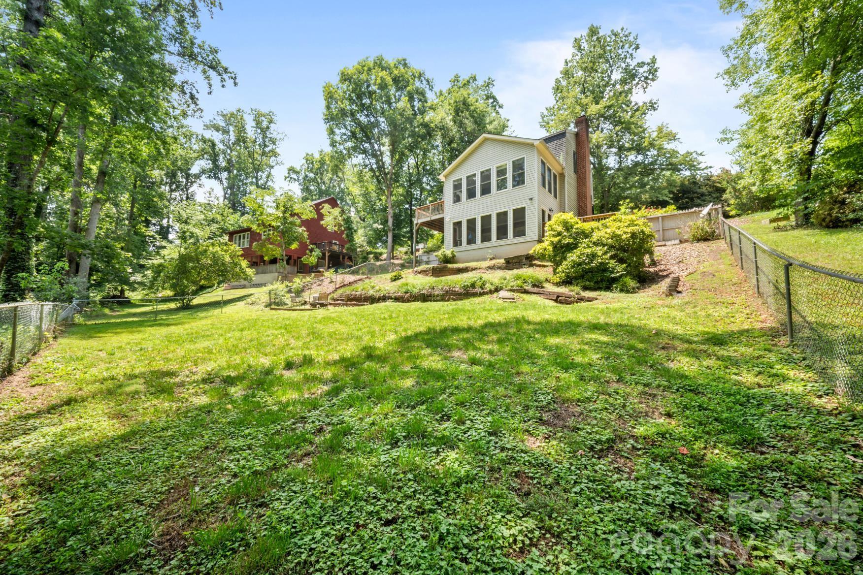 112 Wedgewood Drive — Morganton