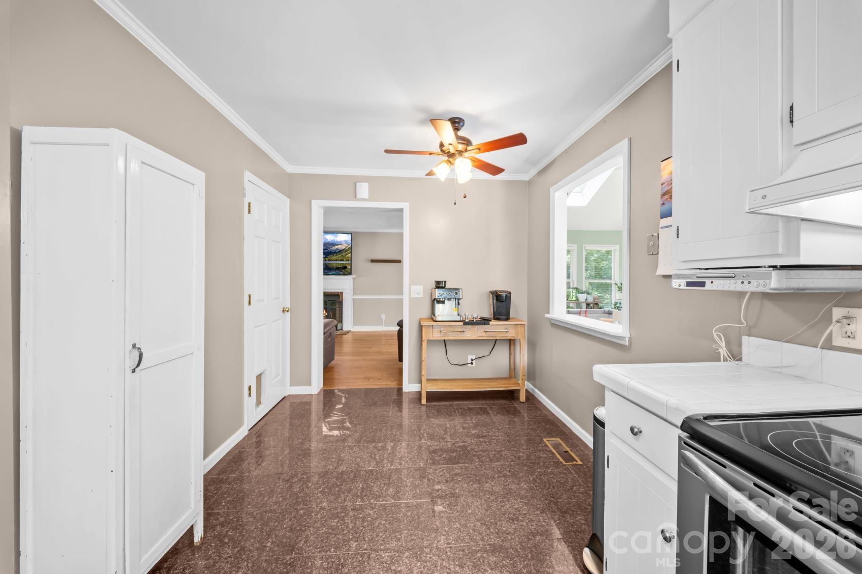112 Wedgewood Drive — Morganton